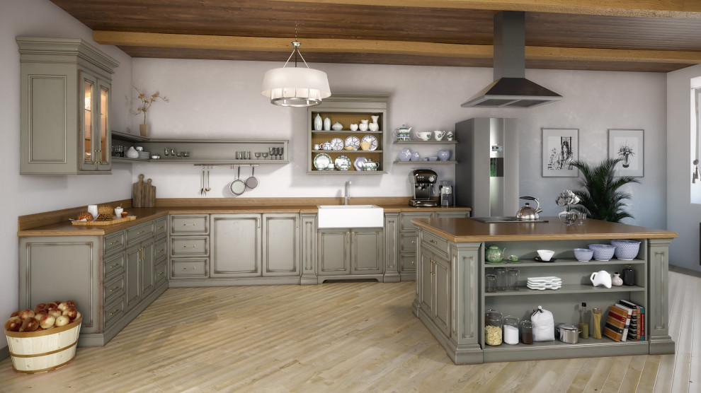 Классические кухни из массива