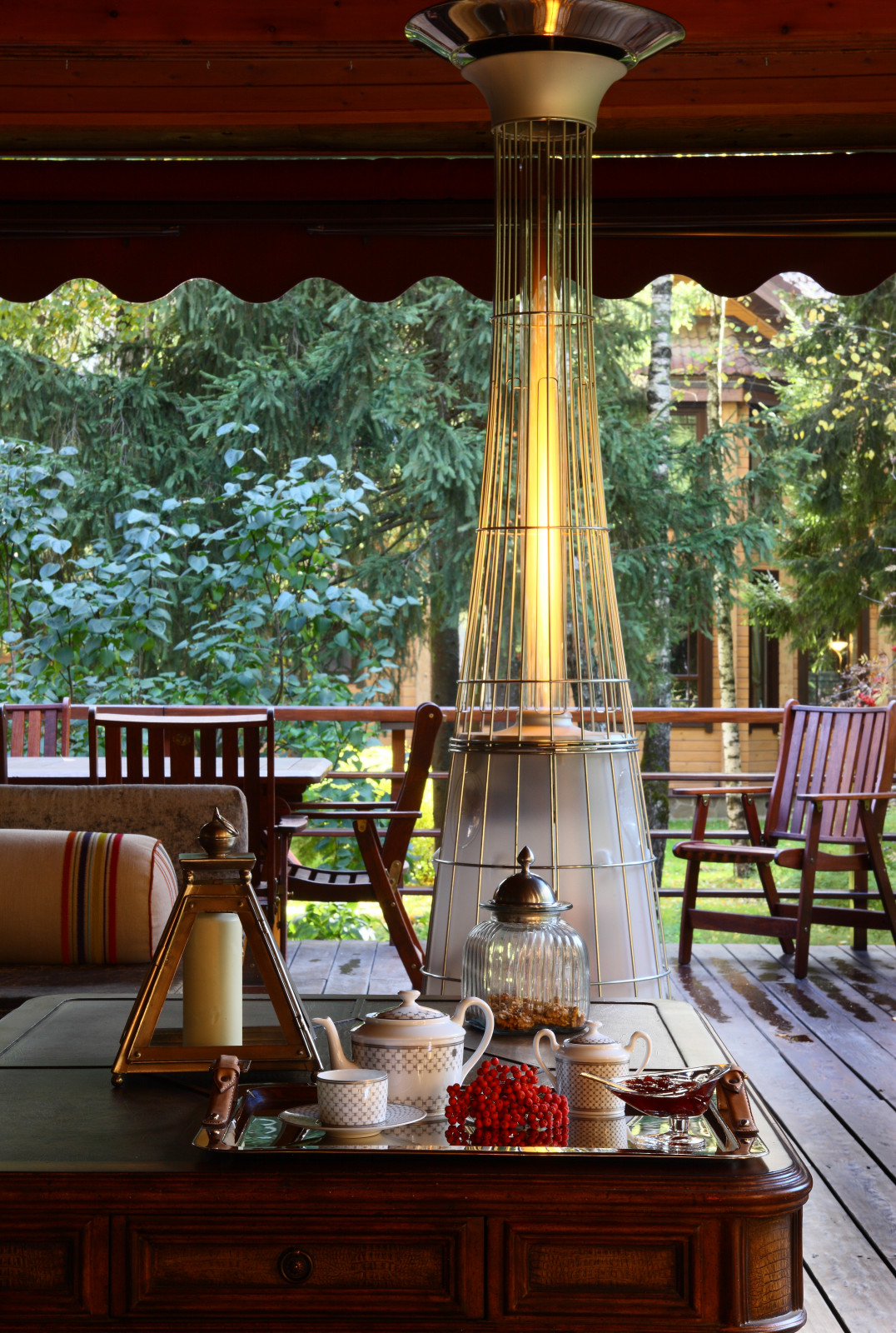 Баня с садом