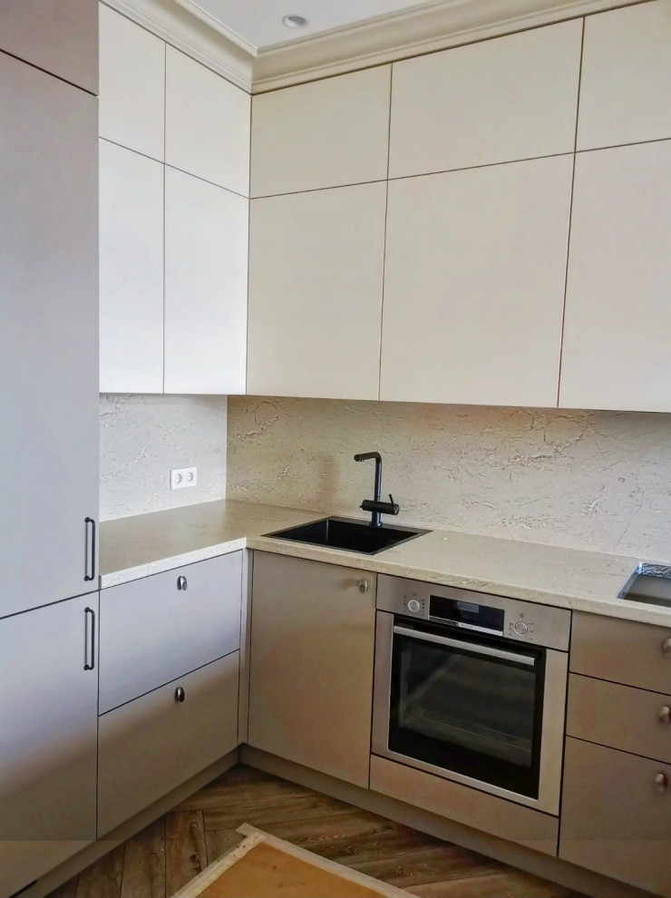 Фрагмент кухни - гостиной