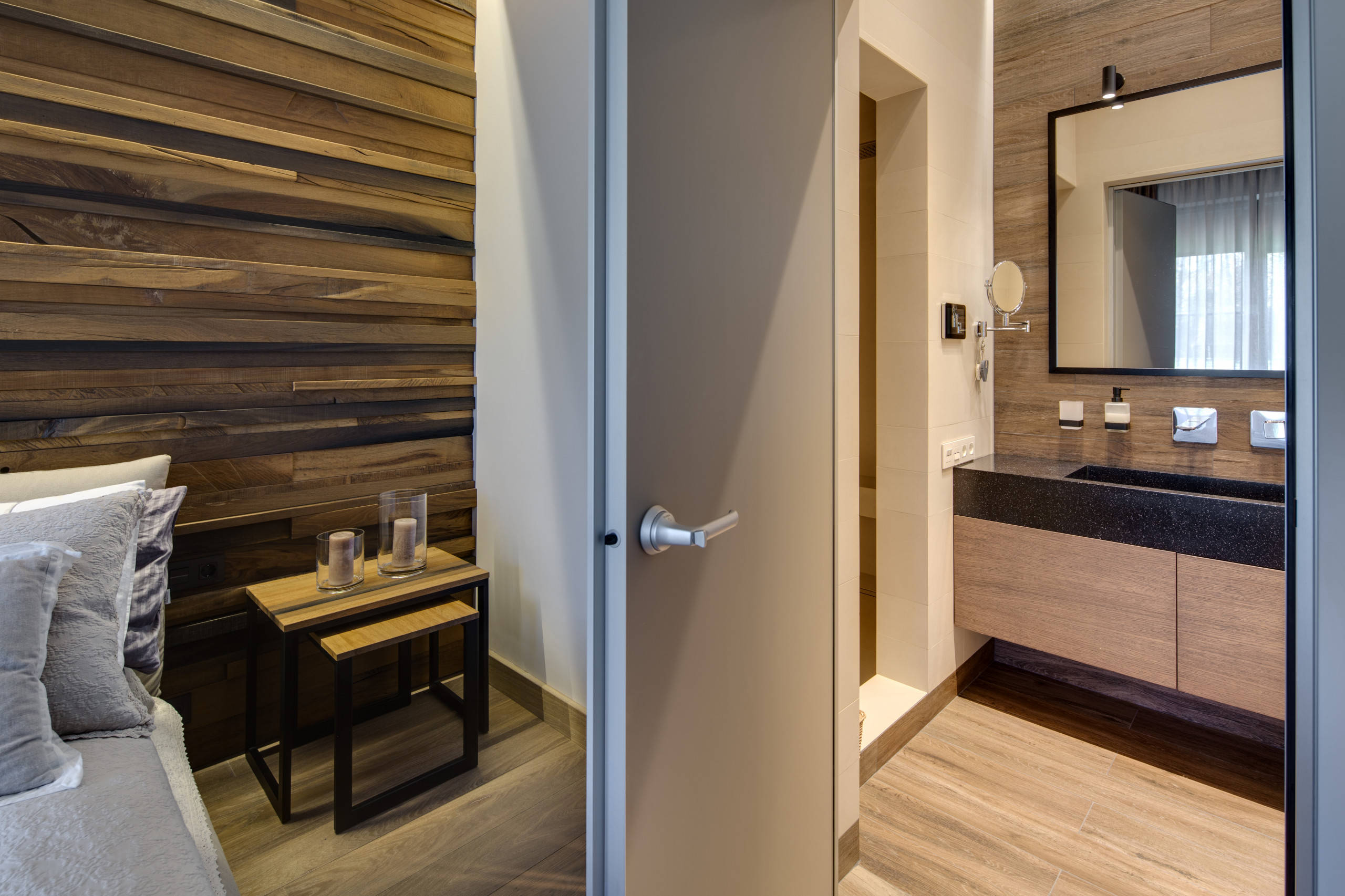 Houzz Украина: Дом с гардеробной под крышей для молодой семьи