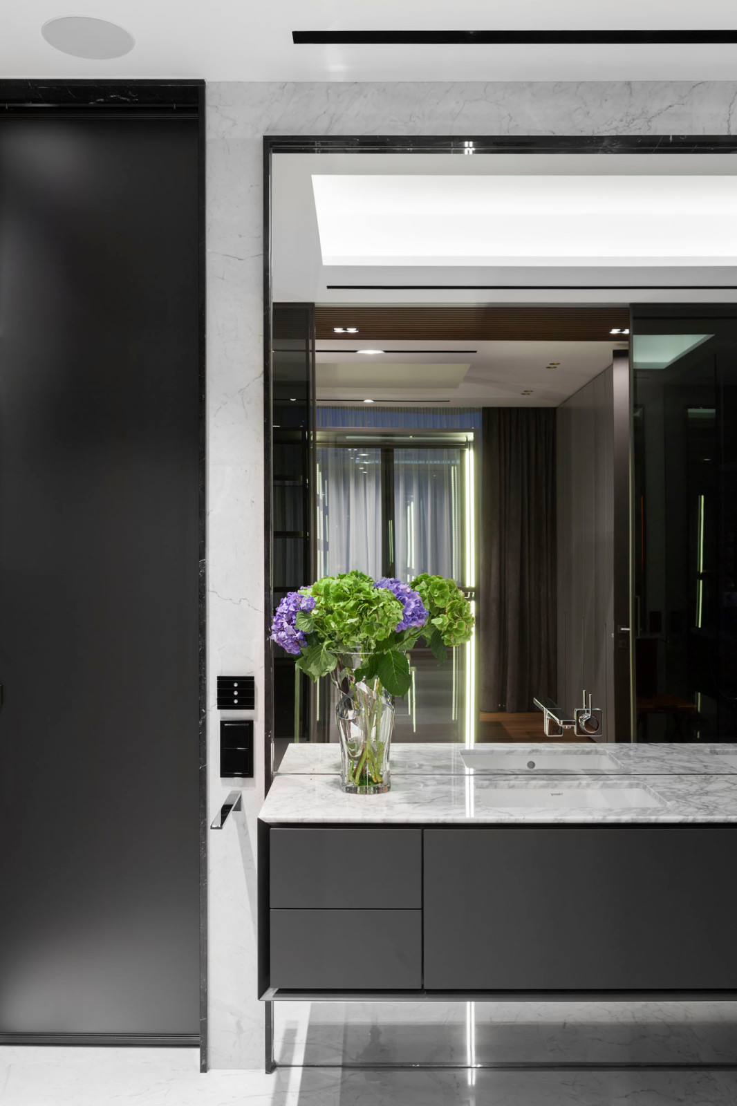 ИНТЕРЬЕР КВАРТИРЫ В ЖК БАРКЛИ ПАРК