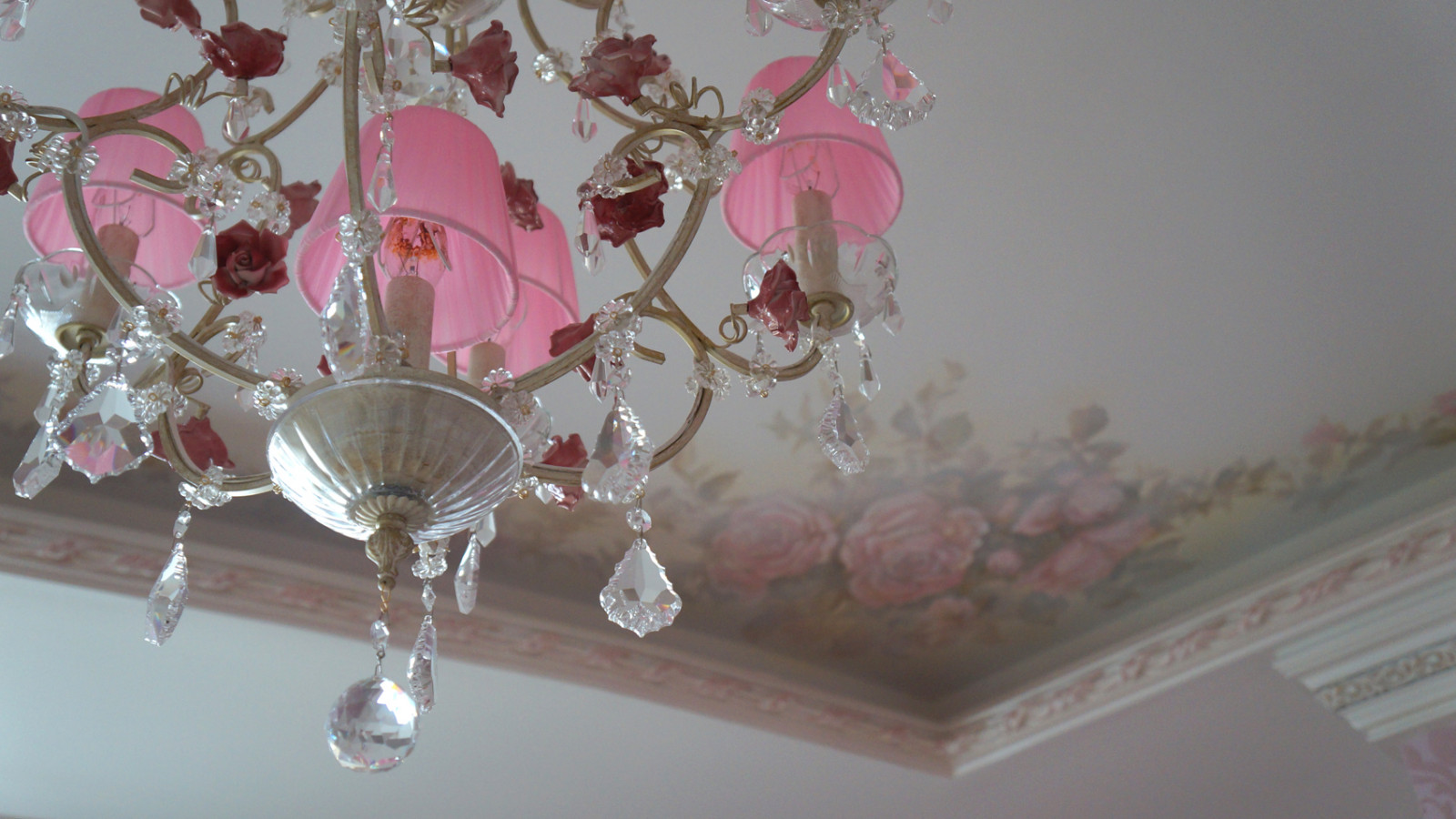 Обложка проекта: Роспись потолка в детской для девочки