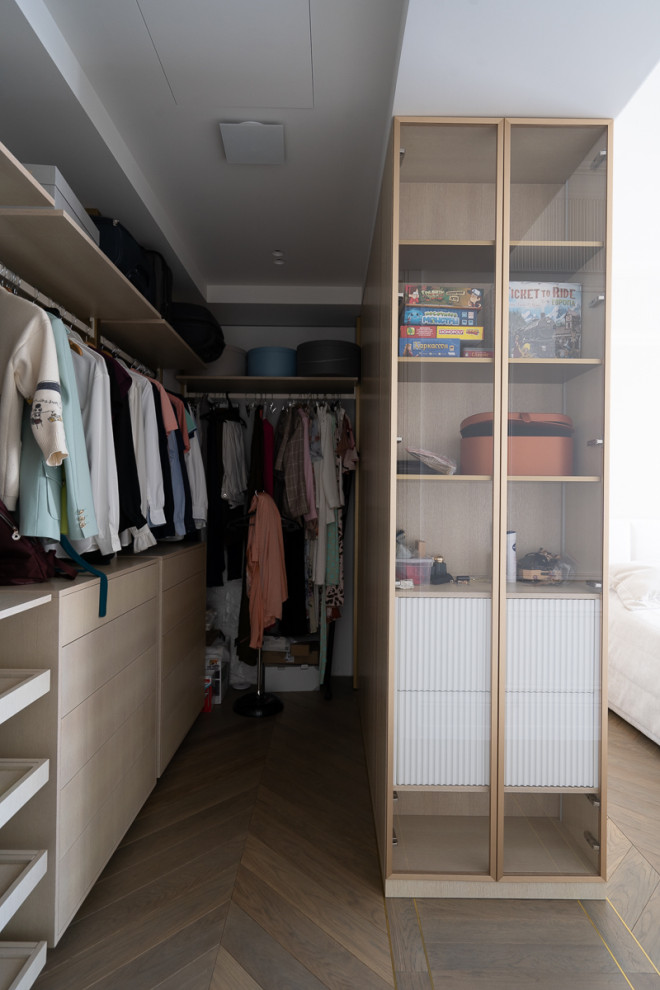 Гардеробная комната в маленькой спальне