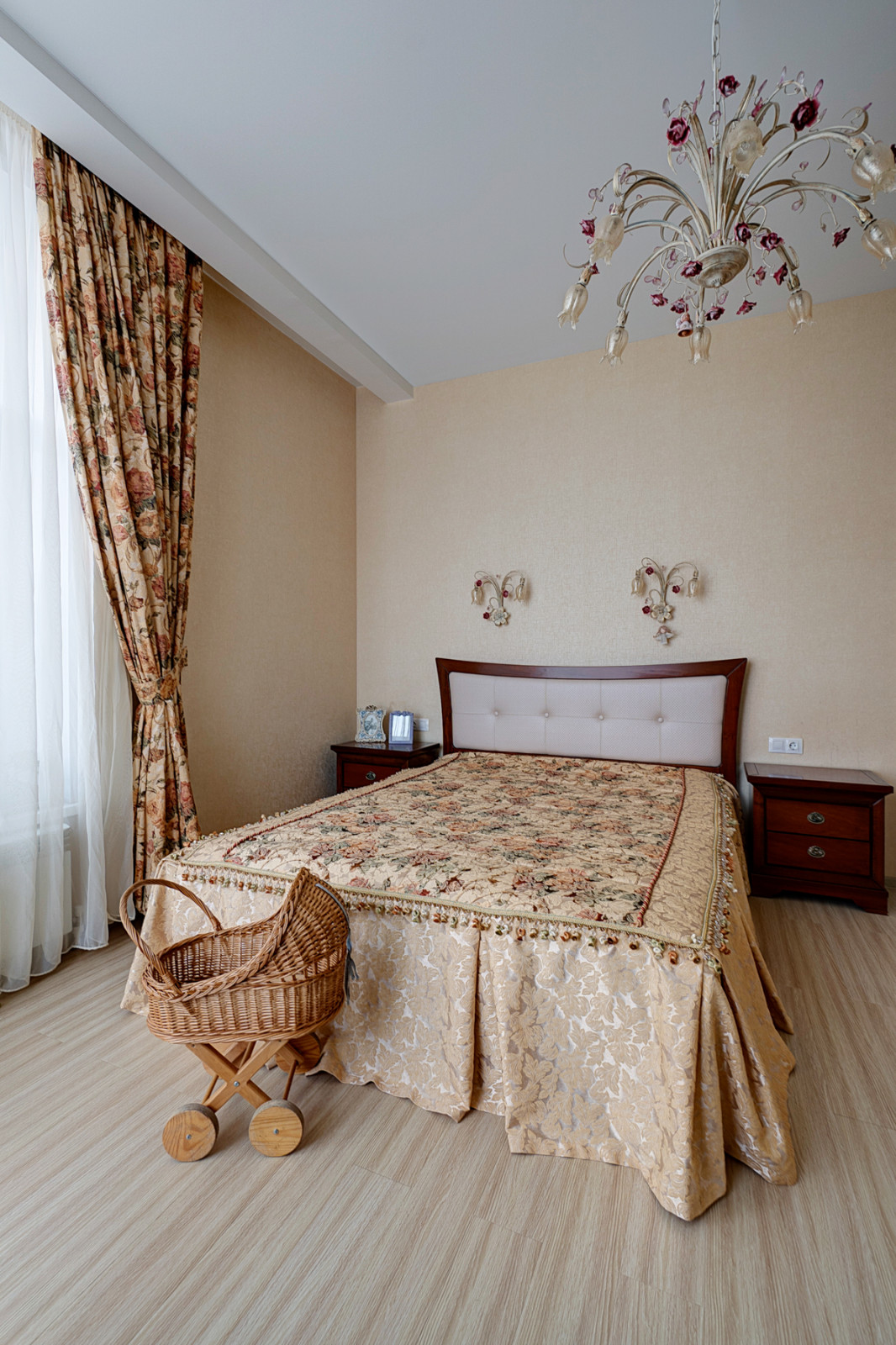 Дом в стиле легкой классики