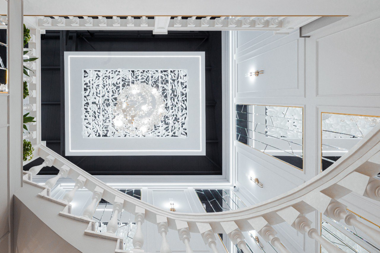 Обложка проекта: Изящный декоративный потолок в сердце Якутска