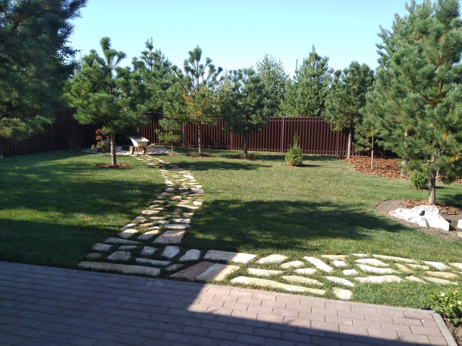 Ландшафтный дизайн в коттеджном поселке под Ижевском