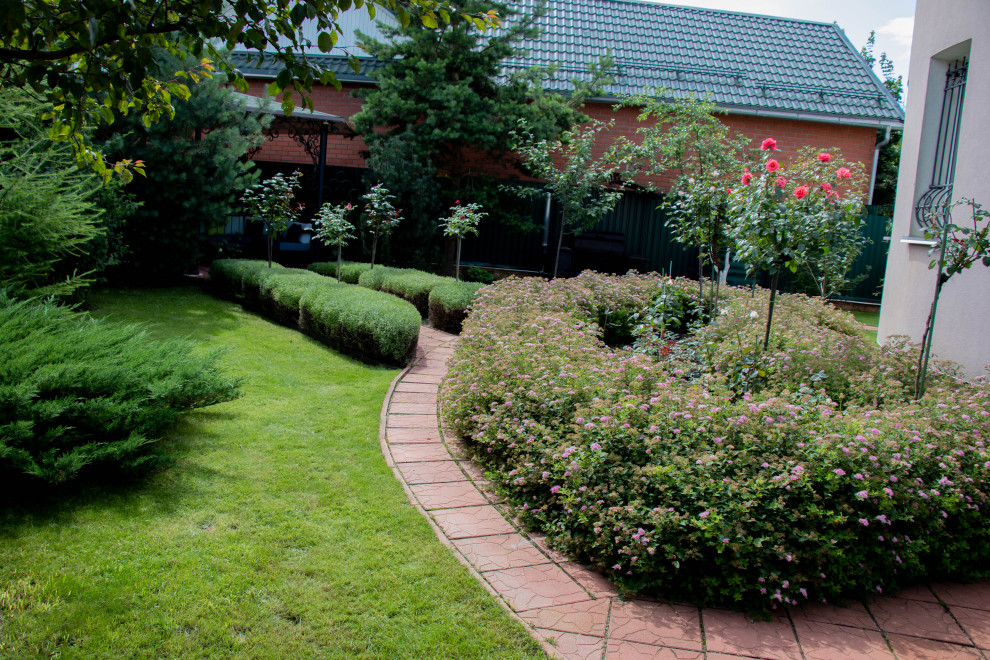 Французский садик в поселке Рыбаки Дмитровское шоссе