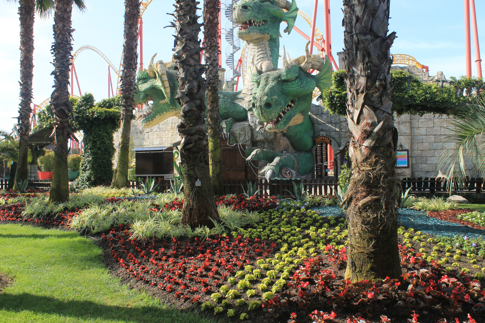 Парк аттракционов "Сочи парк"