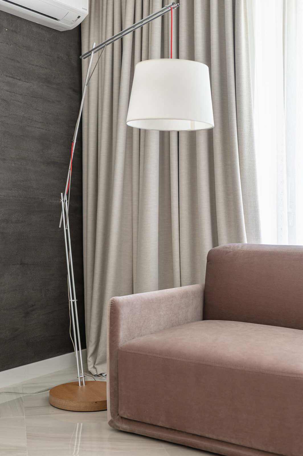 ЖК ЗАЗЕРКАЛЬЕ 410