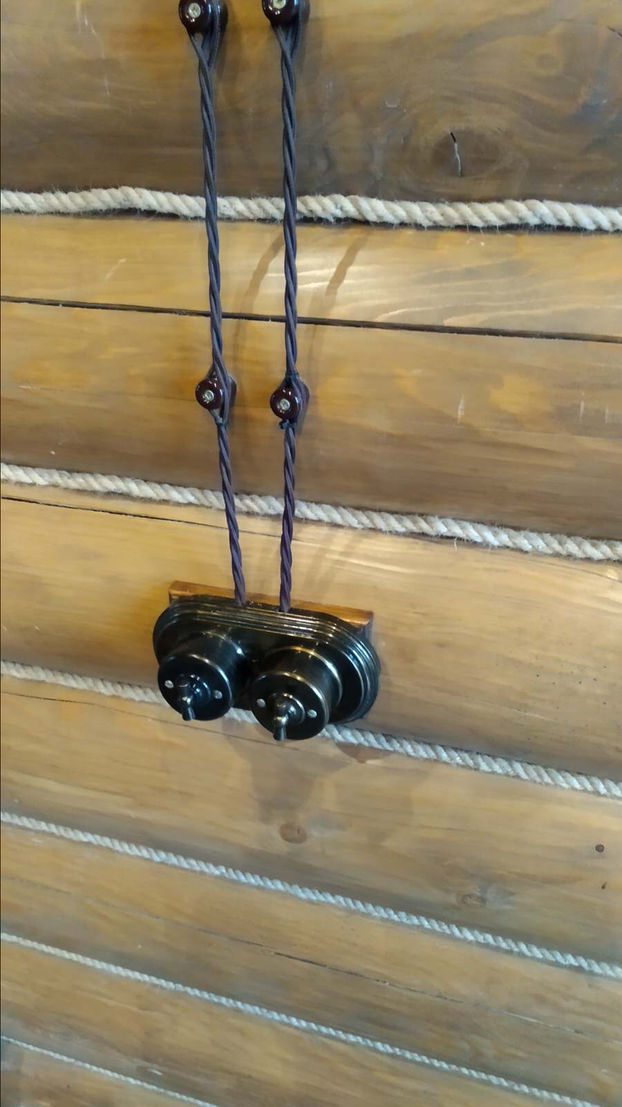 Ретро проводка в загородном коттедже