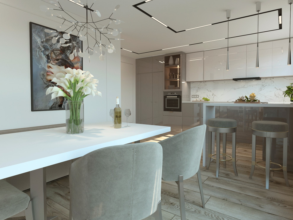 4х Комнатная квартира.