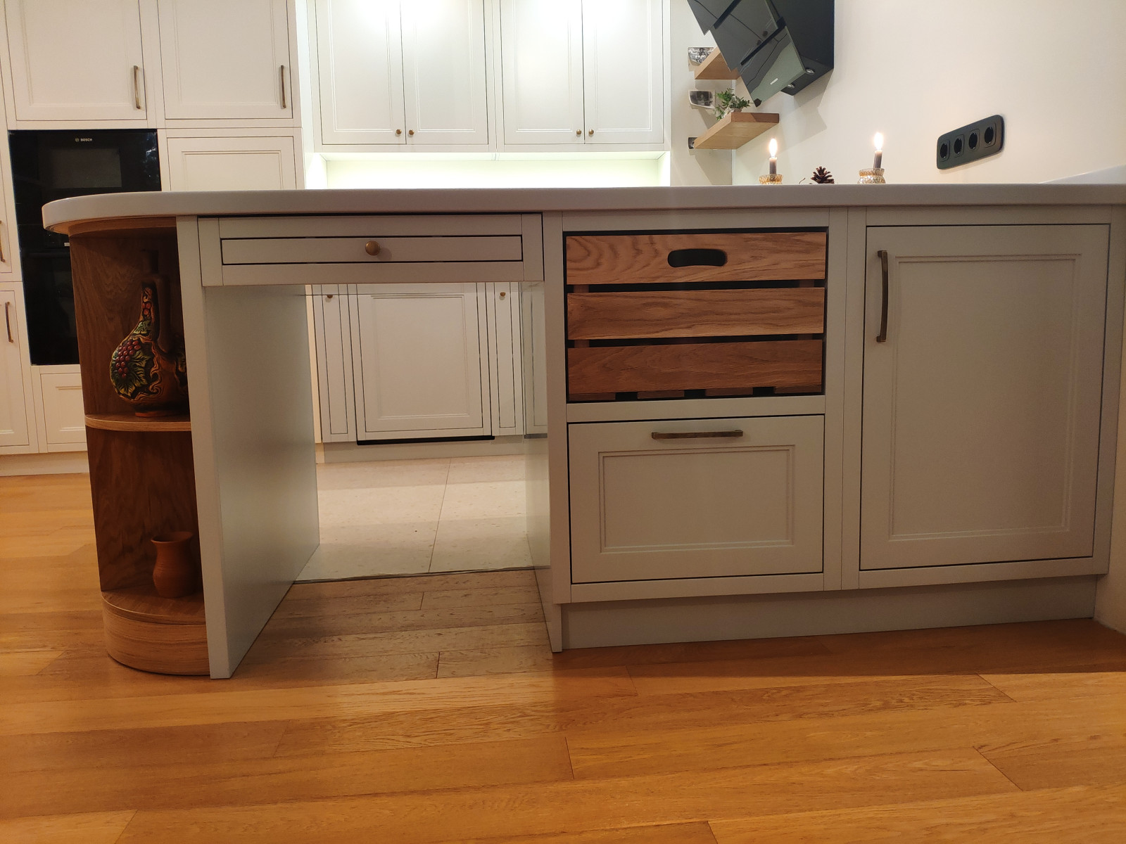 Современные системы хранения на кухне.