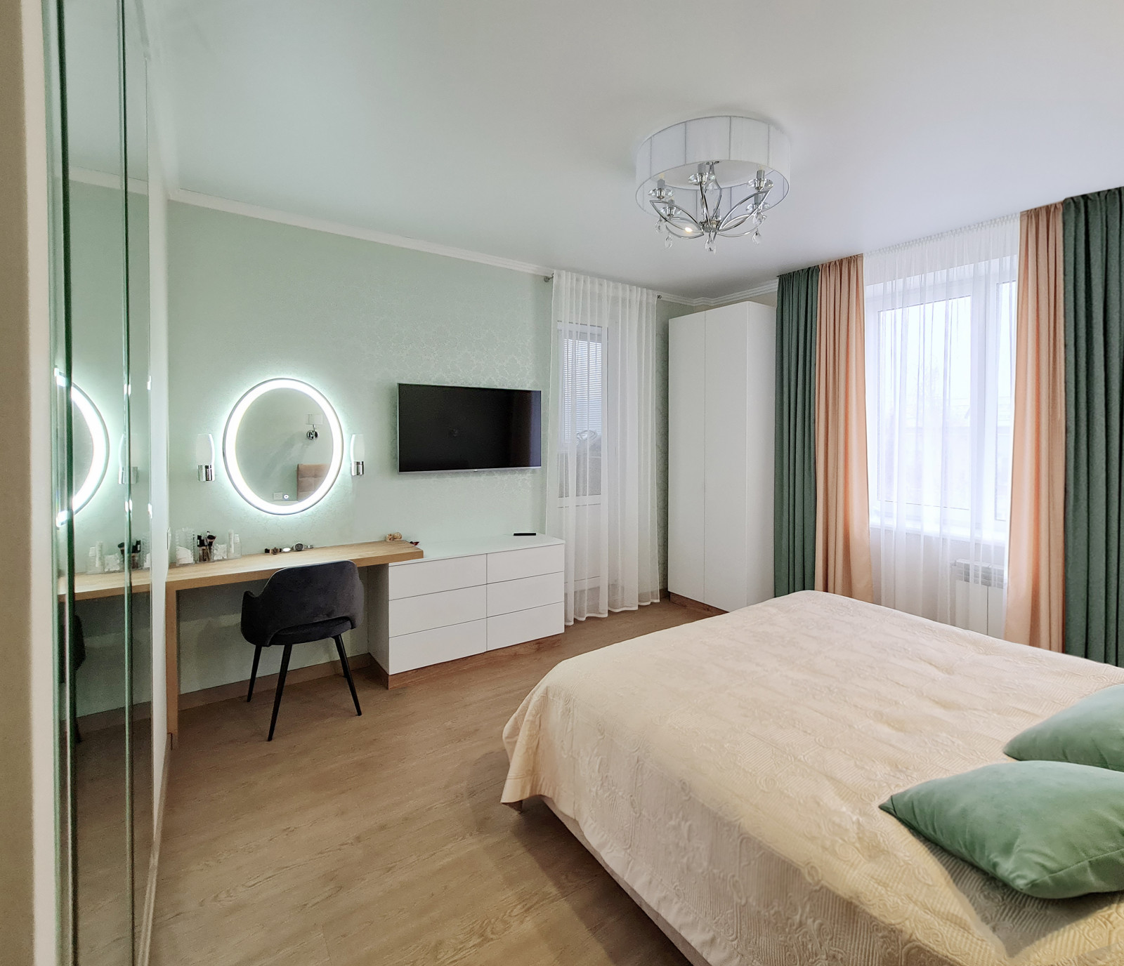 Трехкомнатная квартира 80 кв.м