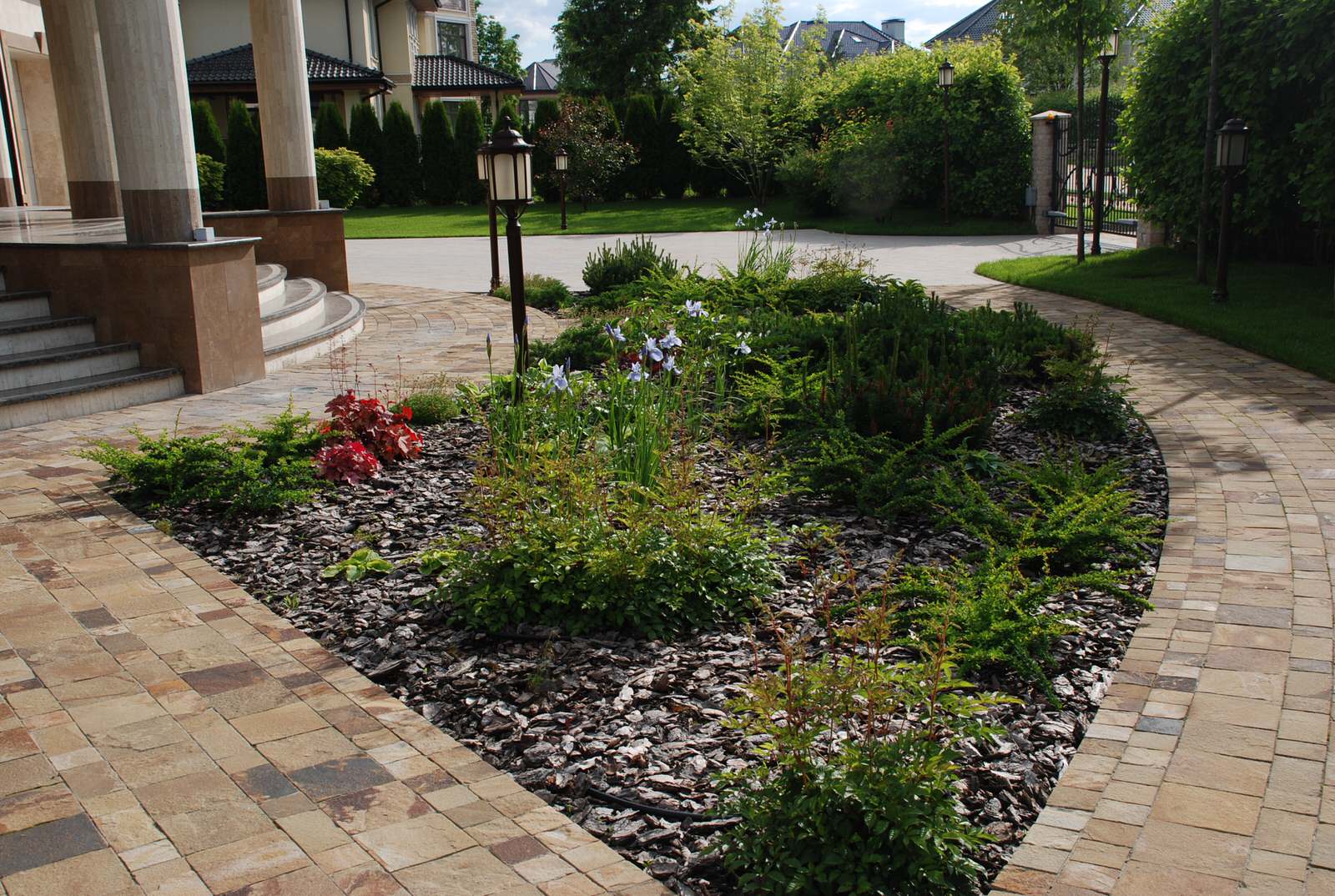 Сад в КП Миллениум Парк