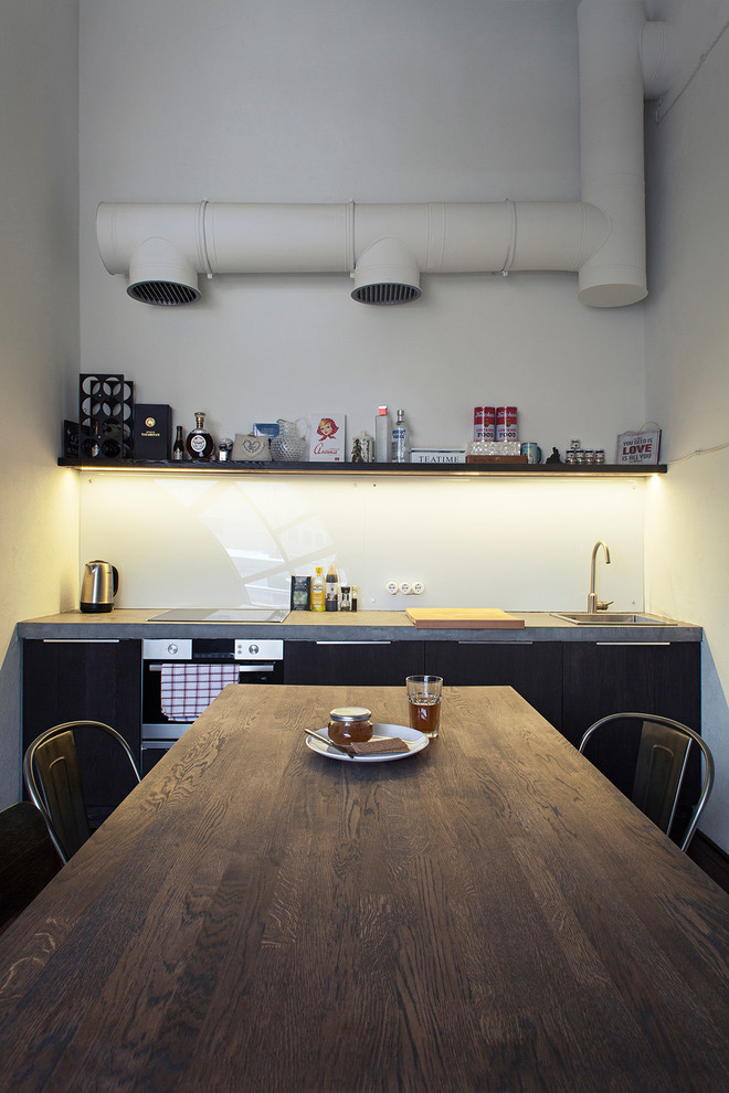 Жилое пространство в доме с аркой