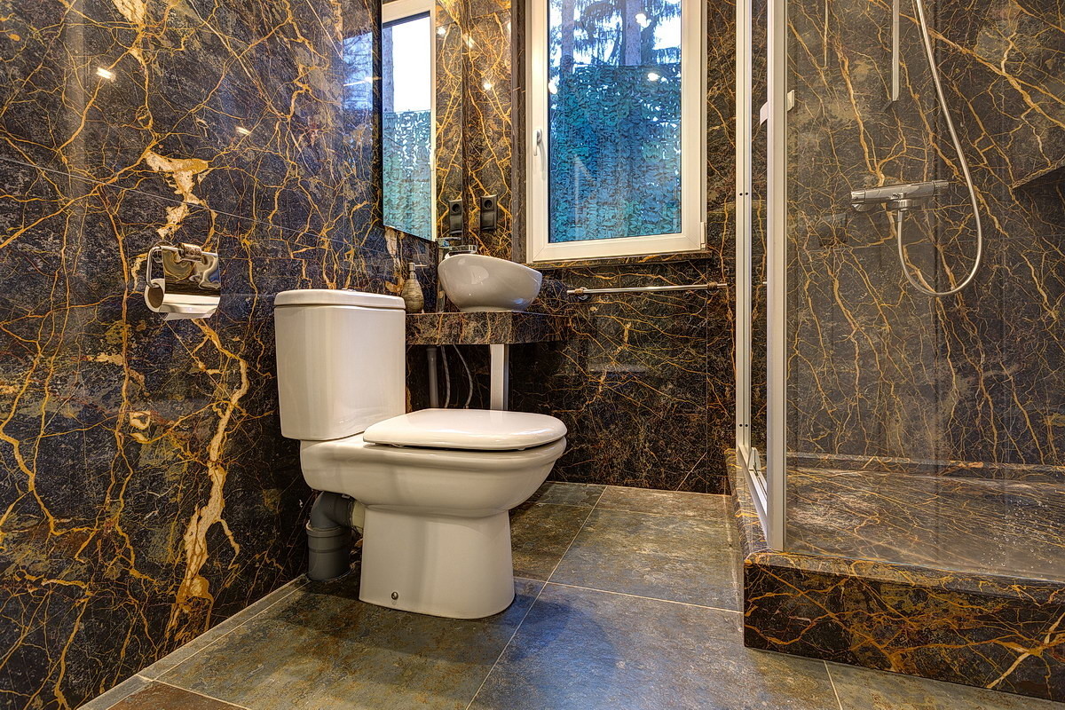 Натуральный камень в интерьере коттеджа