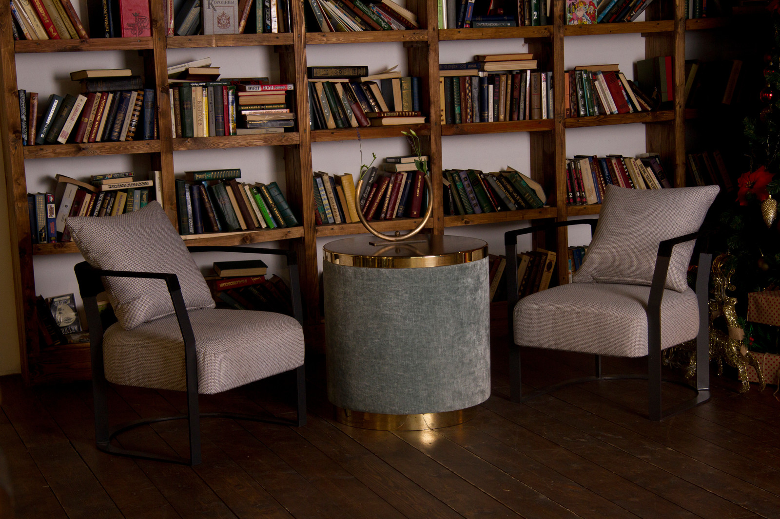 Композиция кресла и бара