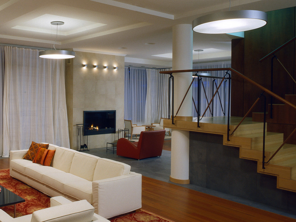 Гостиная на 1 этаже