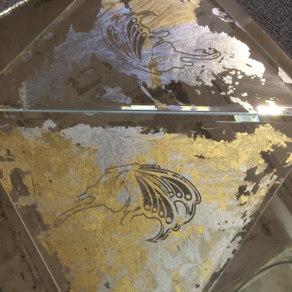 Искусственное старение зеркал и стекла