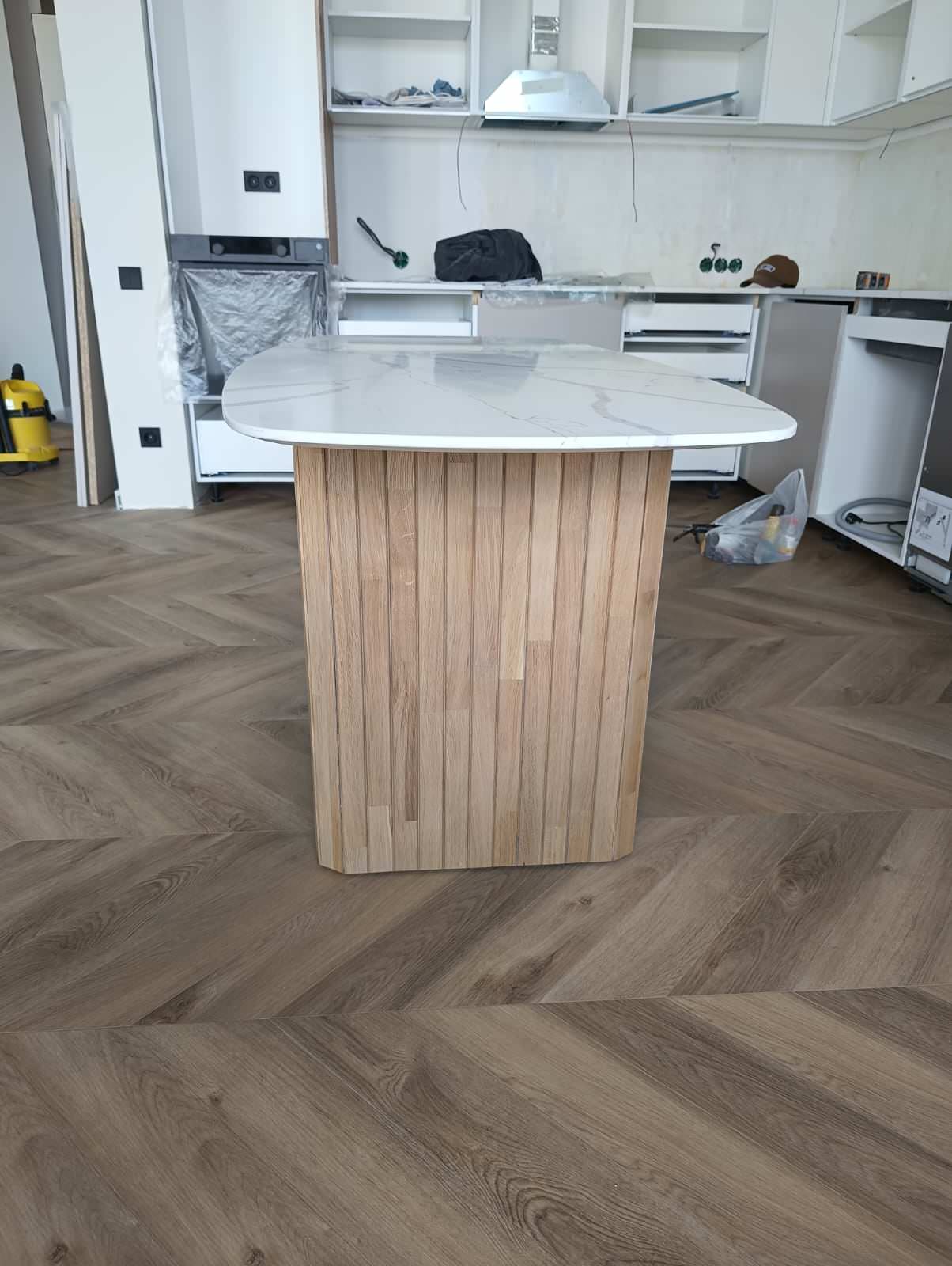 Реечное подстолье из массива