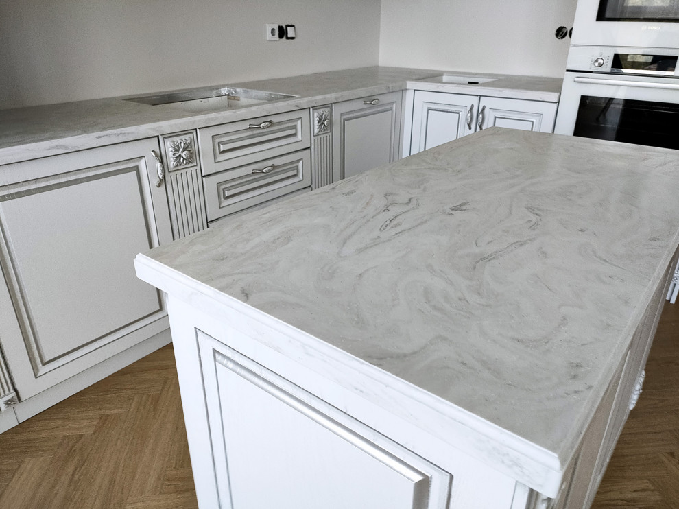 Столешница и кухонный остров из камня Corian Limestone Prima
