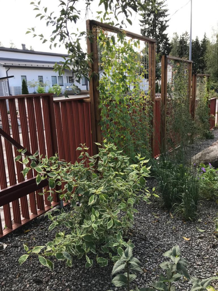 гравийный сад "История на склоне"