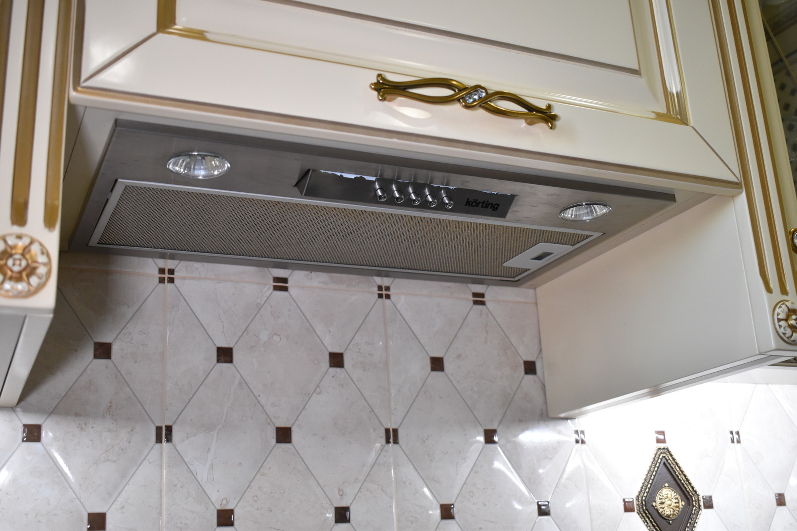 Кухня из массива бука, модель ЭКО