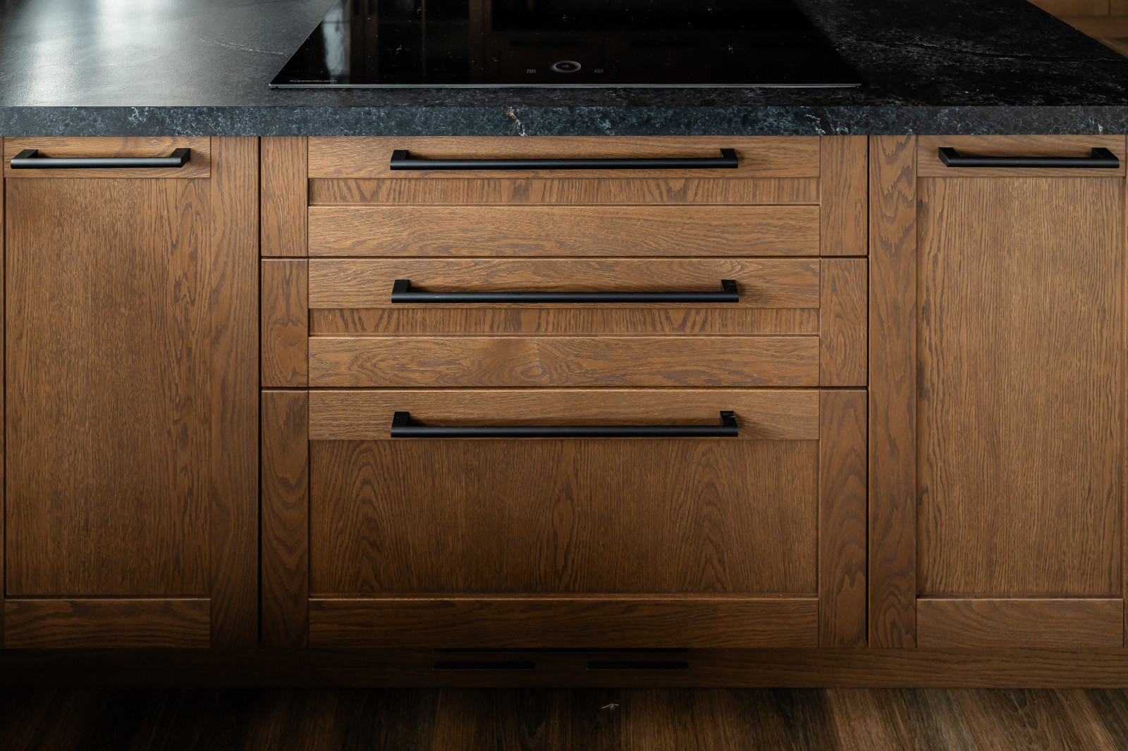 Кухня из массива дуба