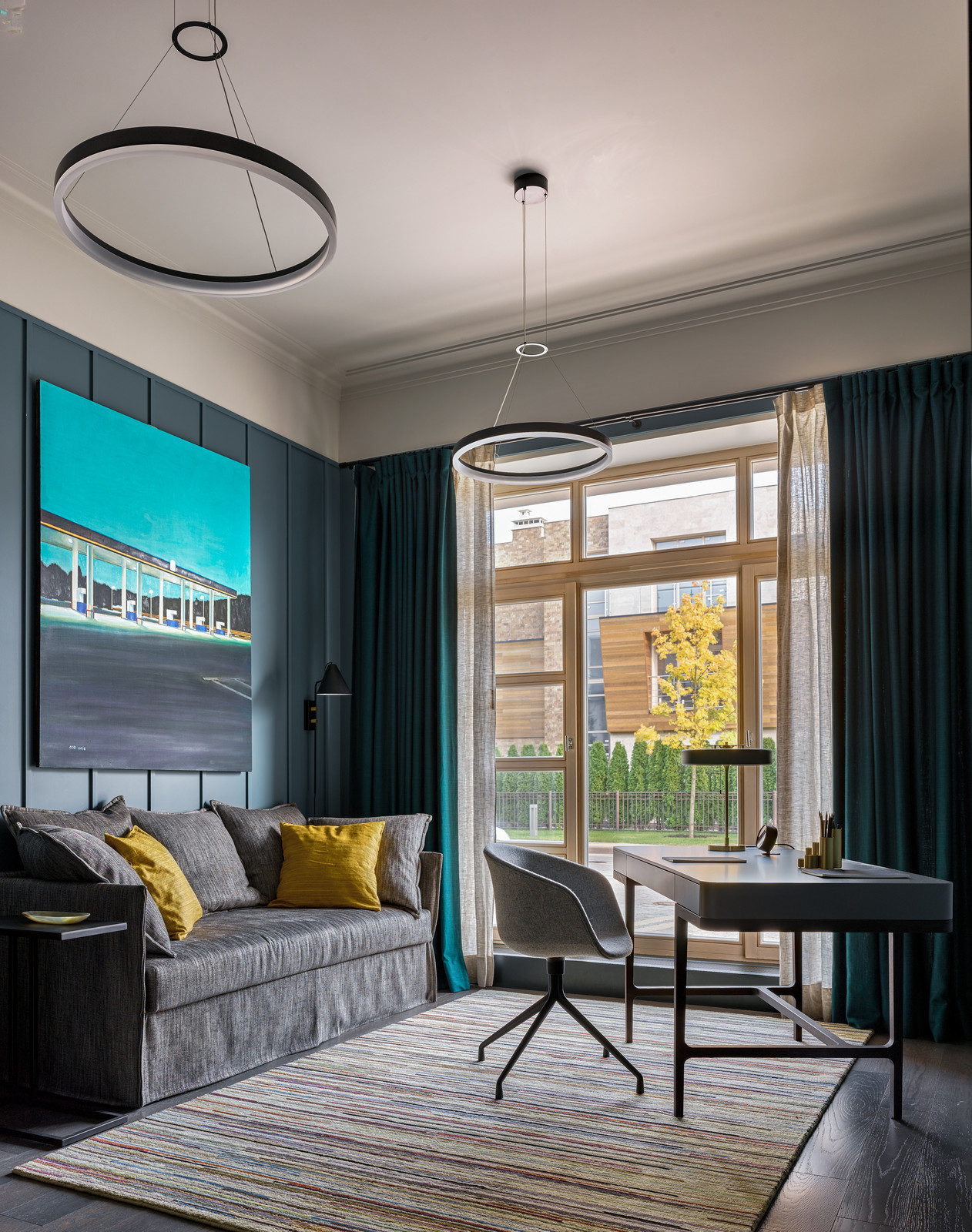 Houzz тур: Таунхаус в тёмных тонах