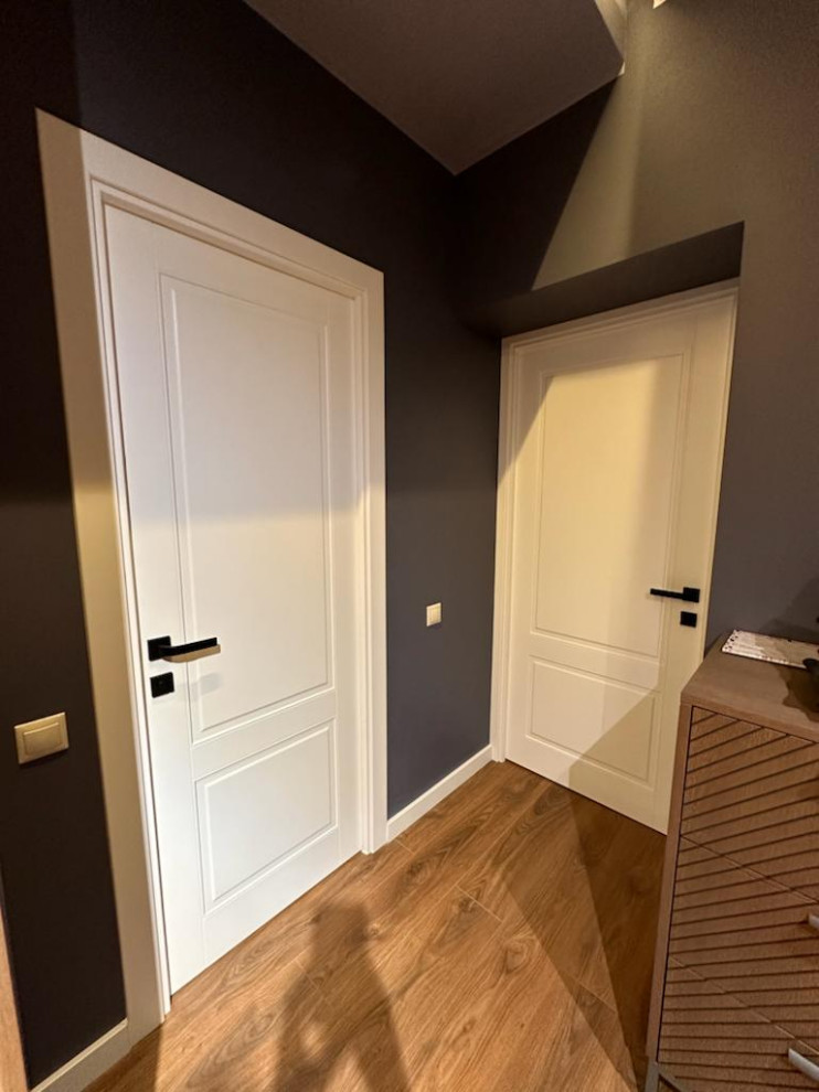 двери в загородном коттедже