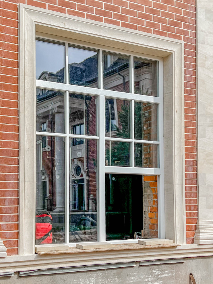 Остекление особняка в классическом стиле