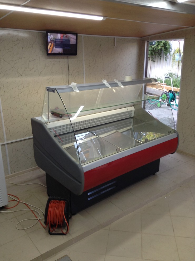 Отделочная работа по строительству небольшого магазина на частной территории.