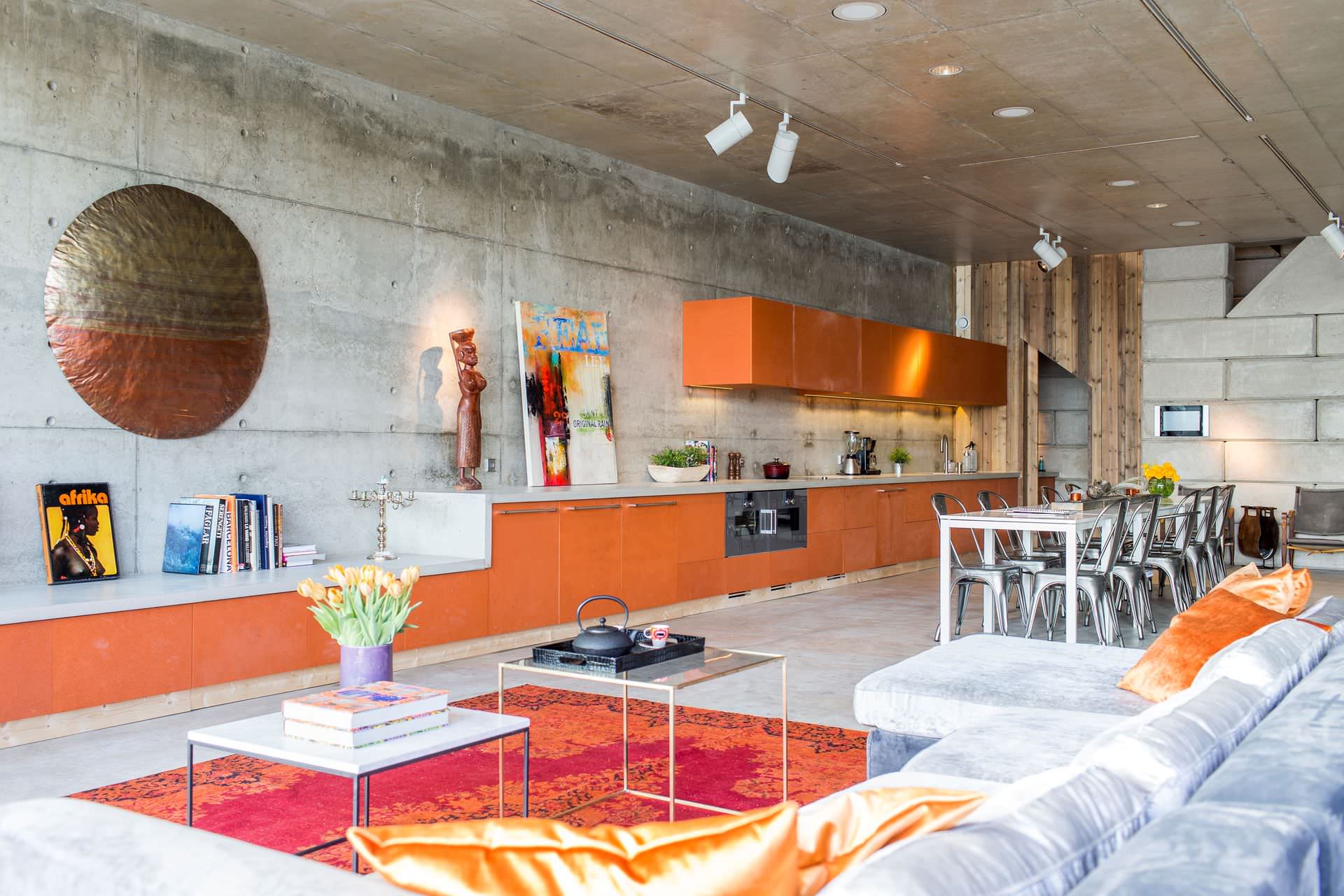 Houzz Швеция: Яркое солнце на утесе в Стокгольме