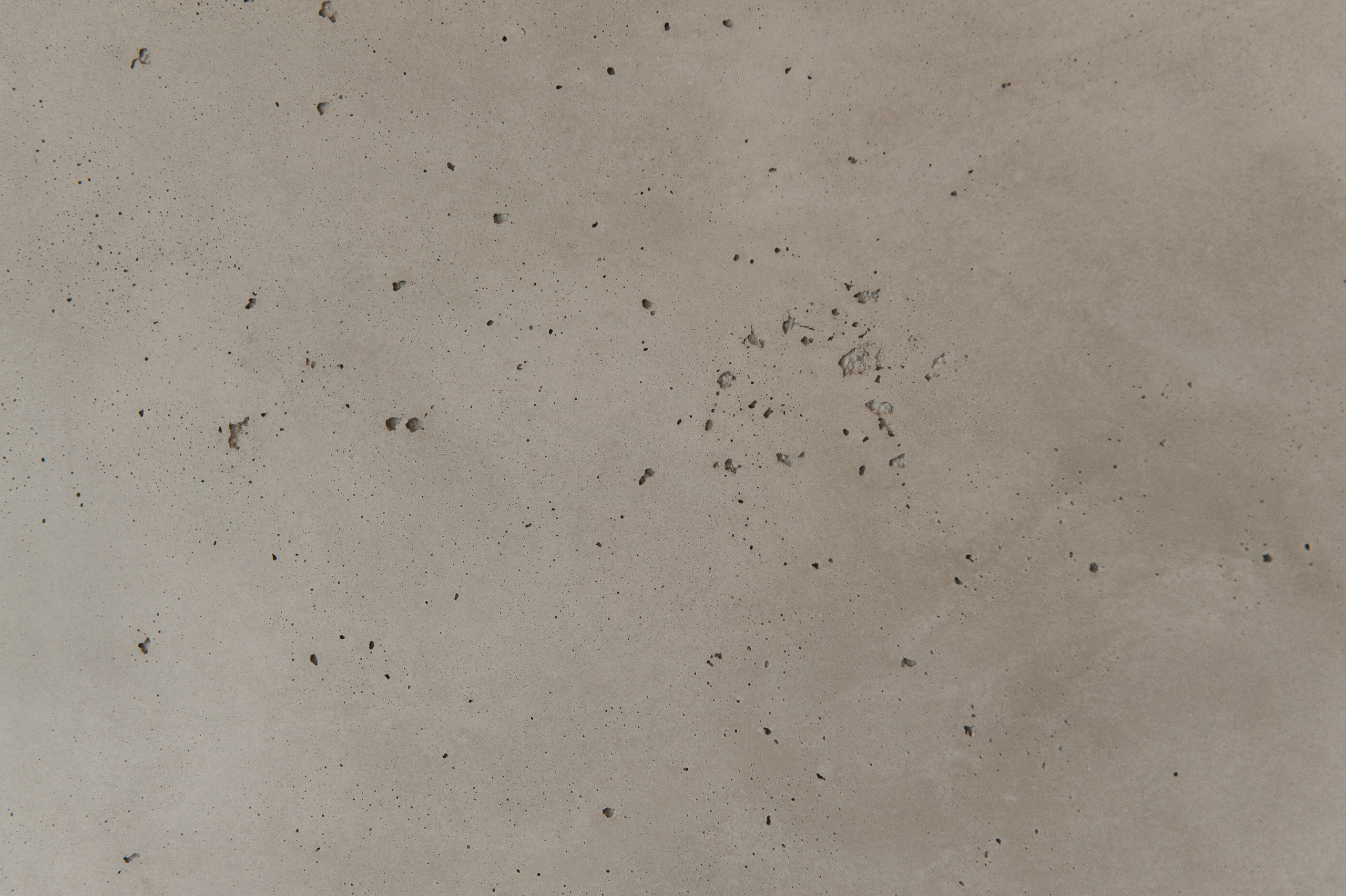 Материалы: 6 технологий декорирования стен под бетон