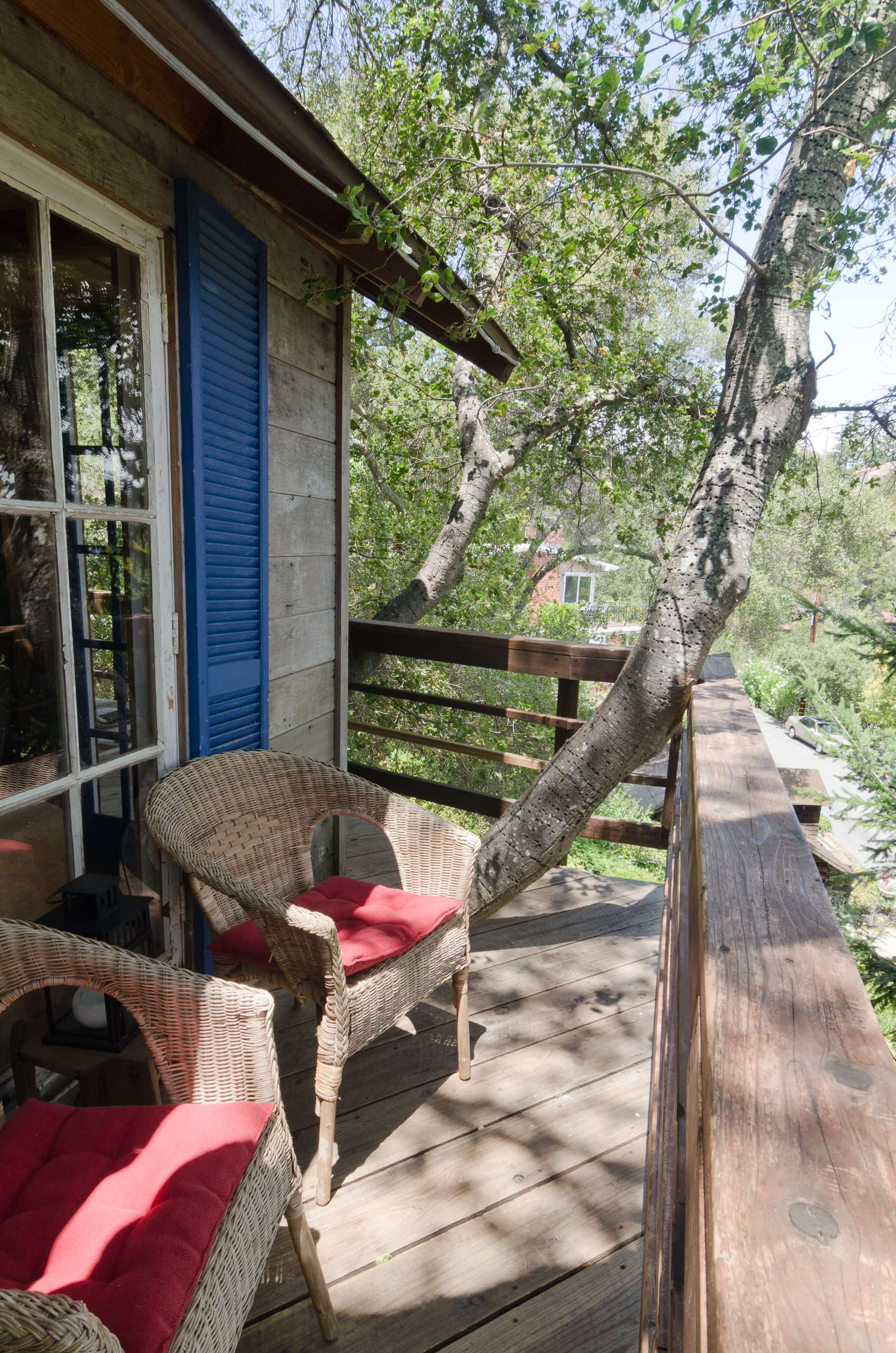 Фотоохота: 86 дизайн-идей для небольшого открытого балкончика