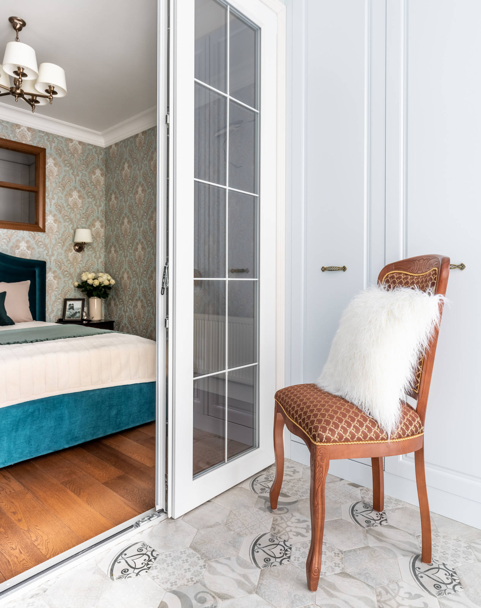 Houzz тур: Из «однушки» — «двушка» с двумя (!) гардеробными