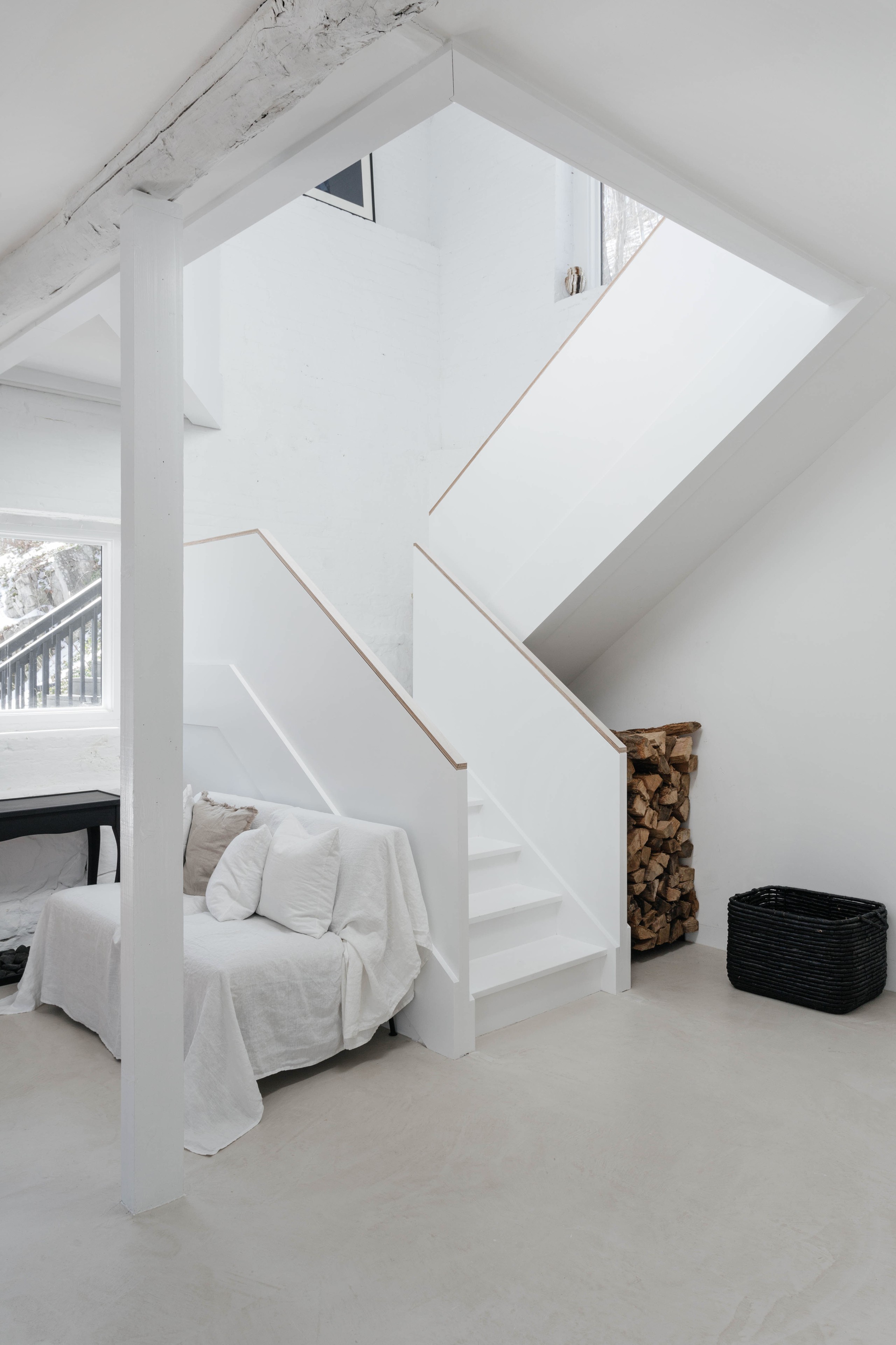 До и после: Из корпуса завода — в дом для отдыха под Нью-Йорком