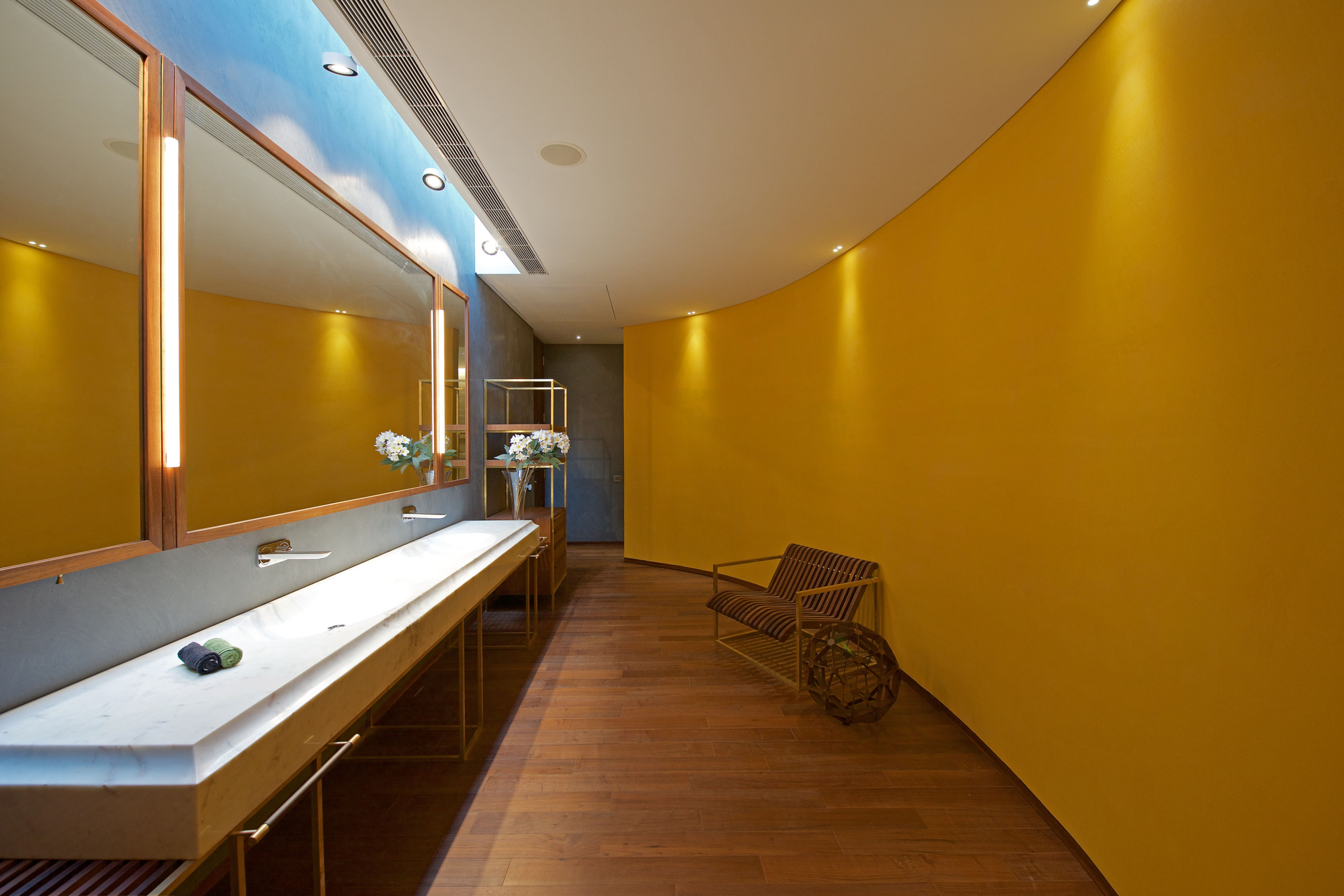 Houzz Индия: Как материалы дома в Ахмедабаде борются с климатом
