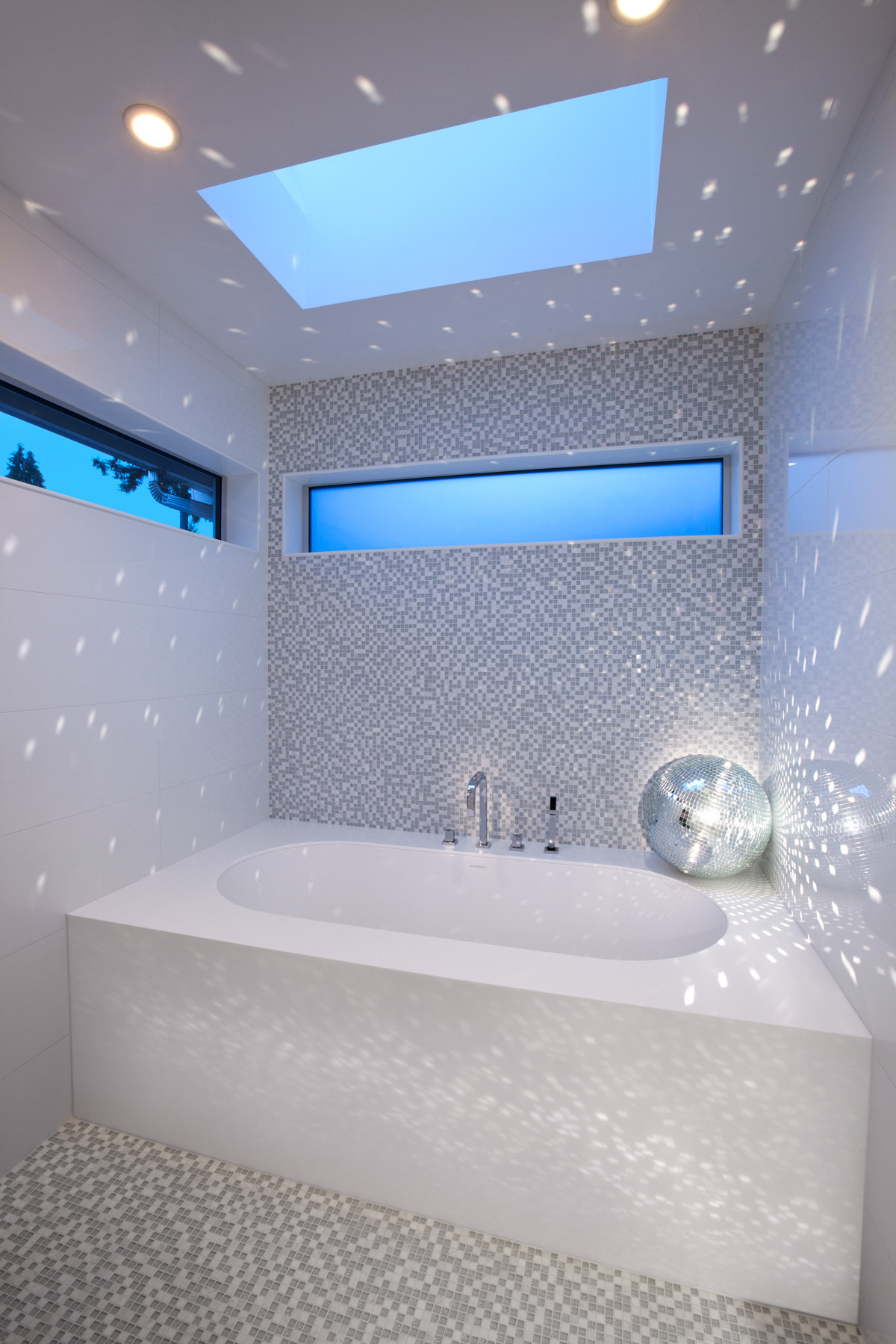 Итак, ваш стиль... диско