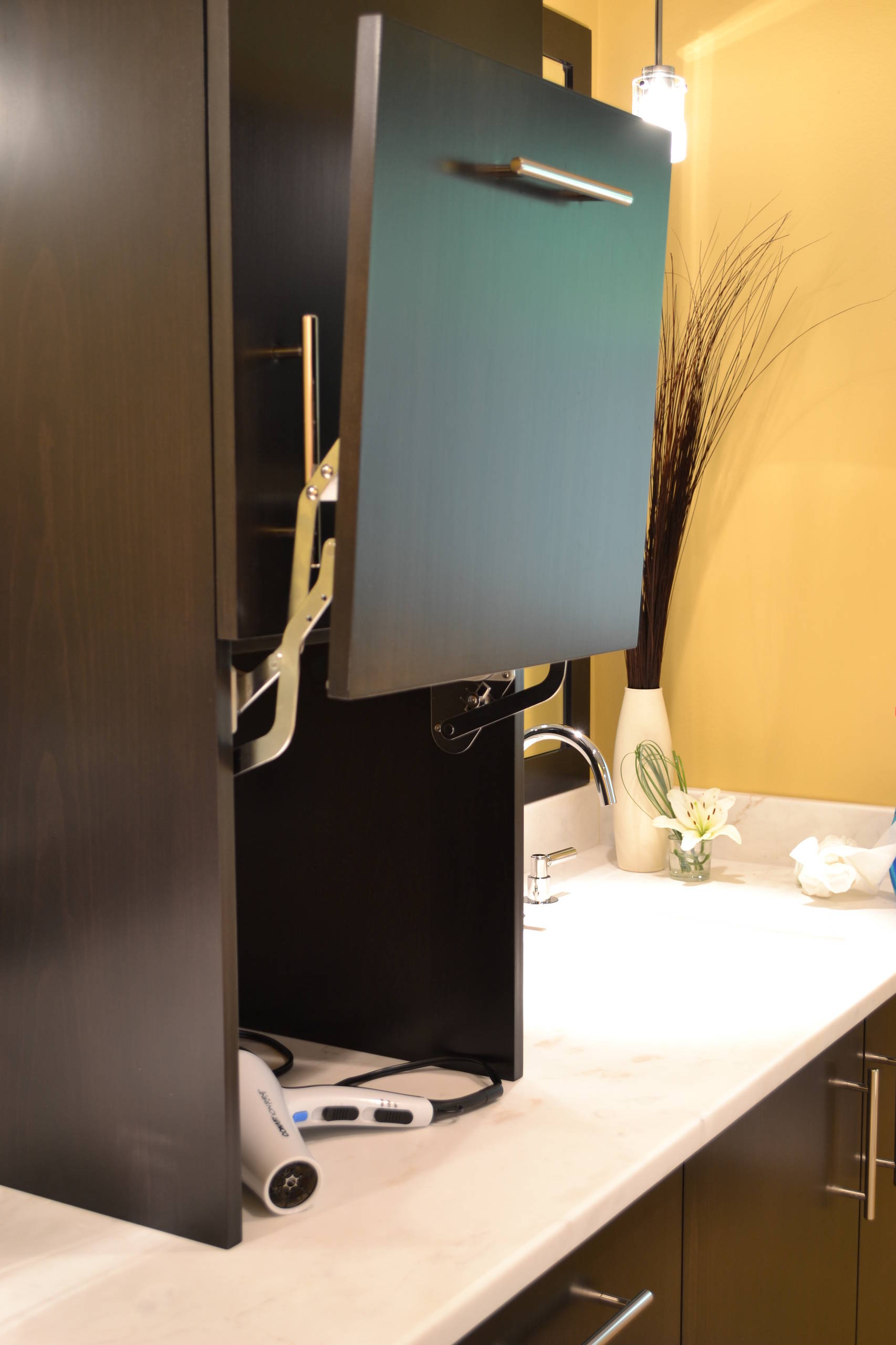 10 решений для «умного» хранения в ванной комнате