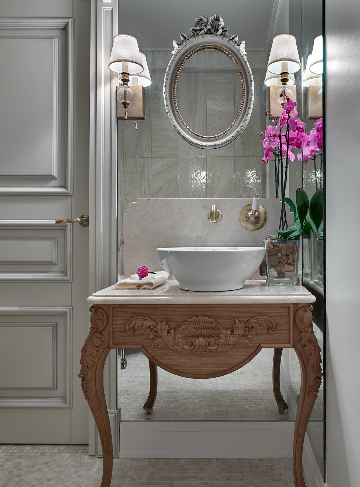 Houzz тур: Классика-софт в московском небоскребе