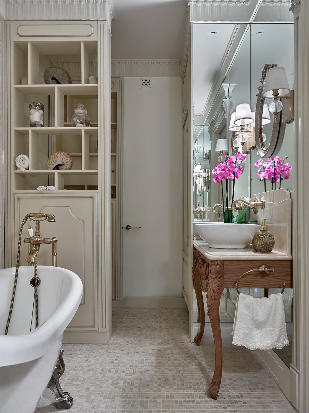 Houzz тур: Классика-софт в московском небоскребе
