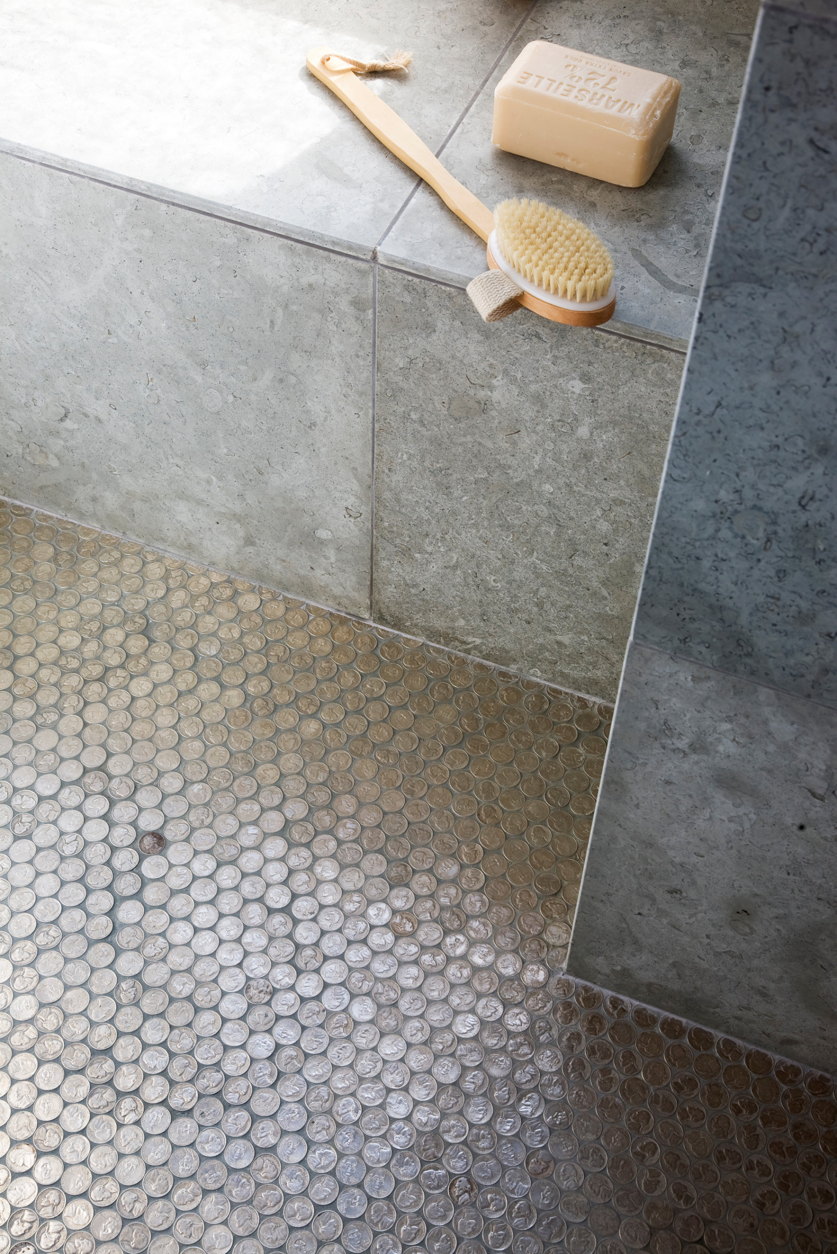 Хороший вопрос: Как хранить сувениры, чтобы не добавлять бардака в доме