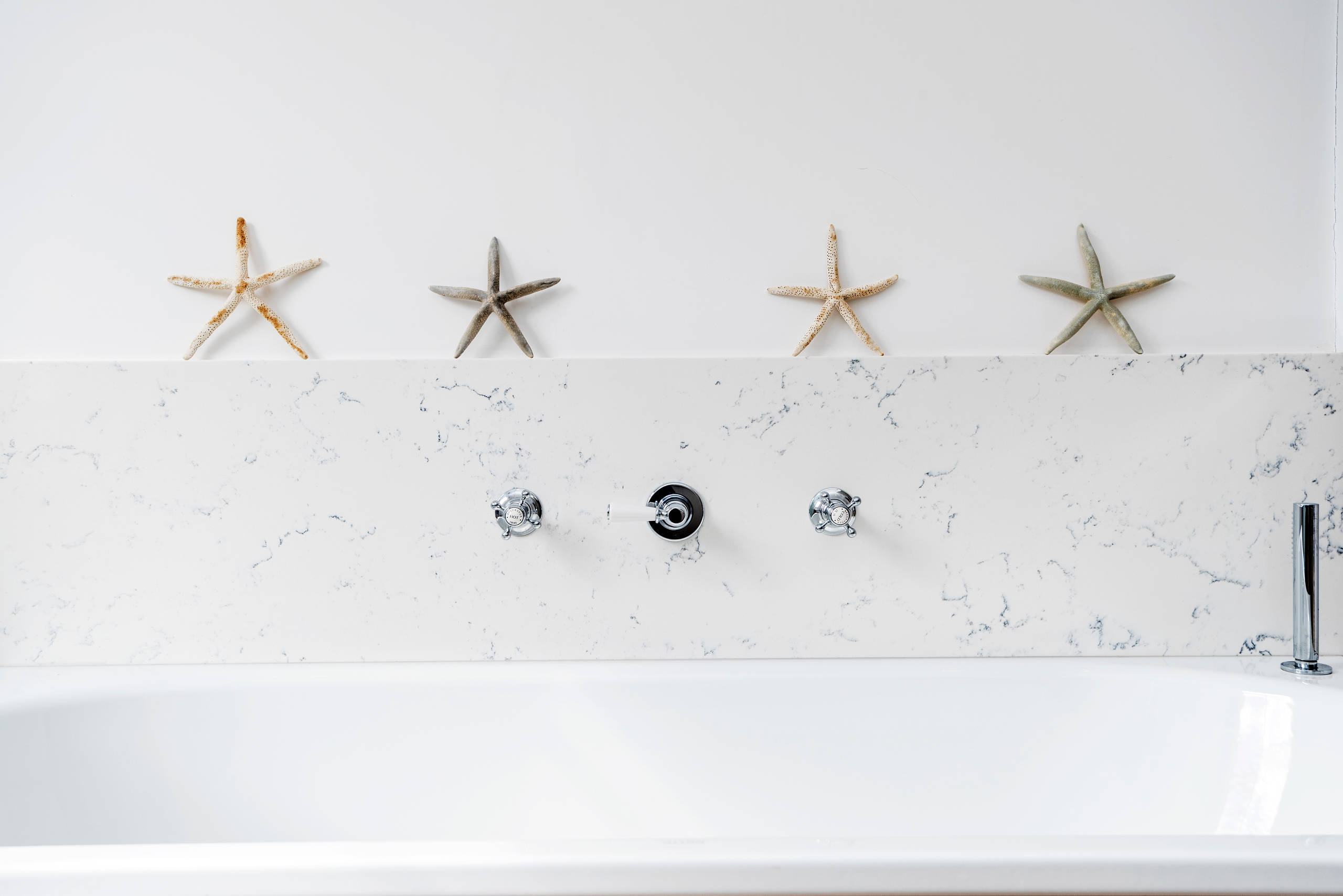 Хороший вопрос: Как хранить сувениры, чтобы не добавлять бардака в доме