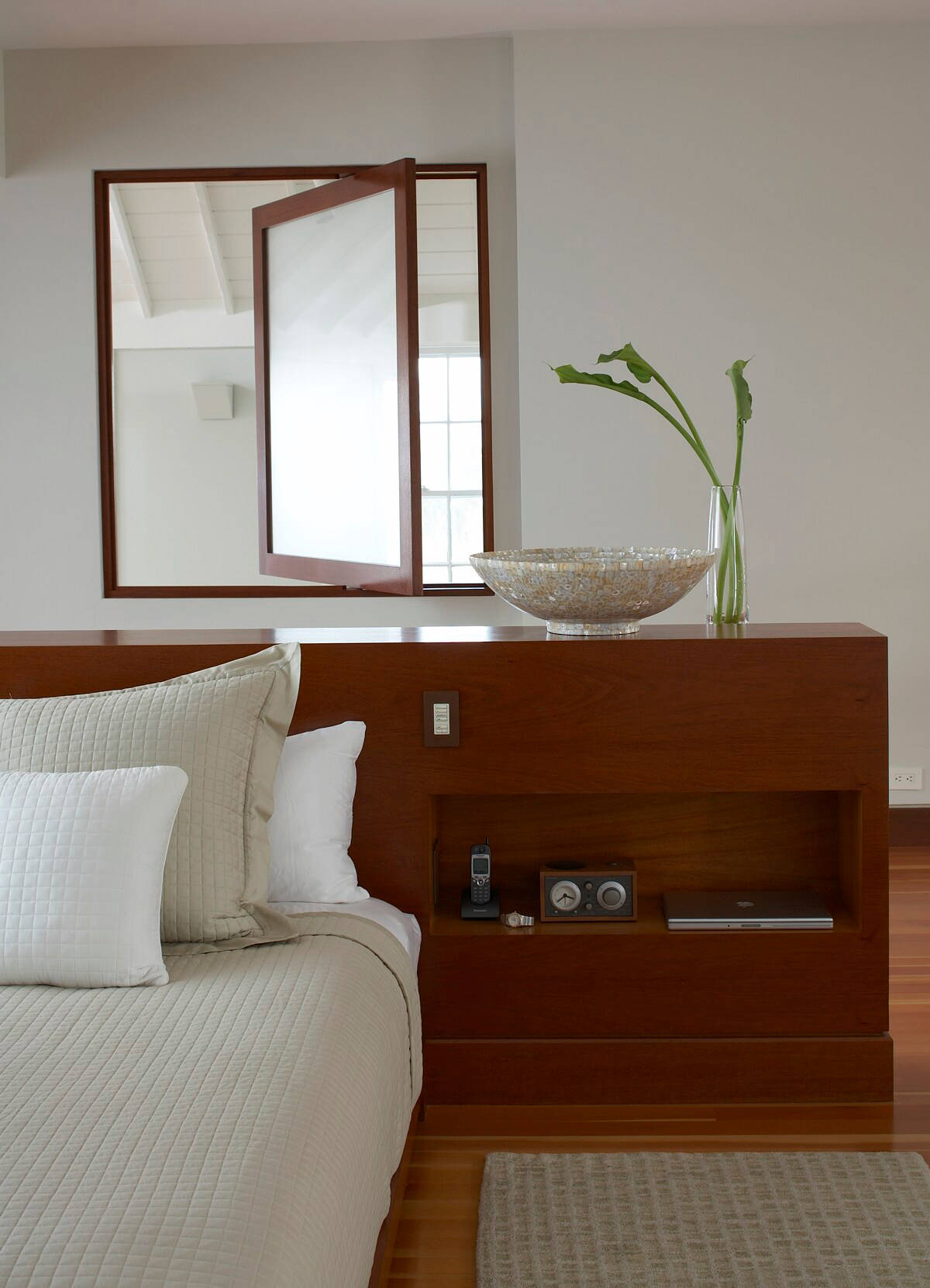 Стекло-вопрос: Как жить с окном без штор и не страдать от этого