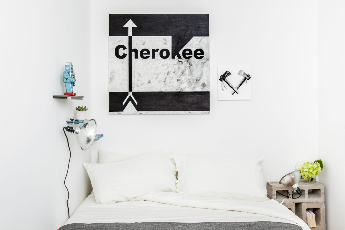 С миру по идее: Как сделать маленькую спальню удобной