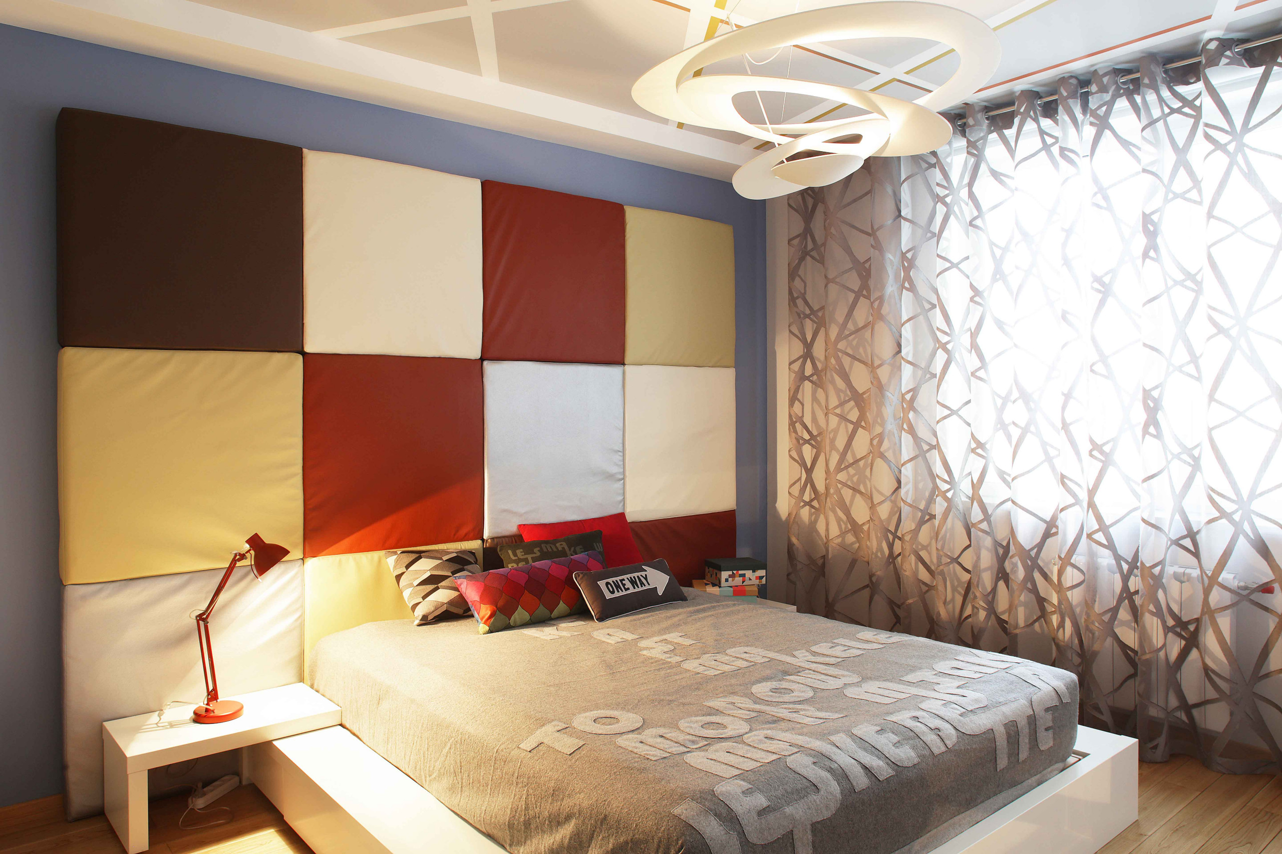 Houzz тур: Квартира с музыкальной гостиной в красках поп-арта