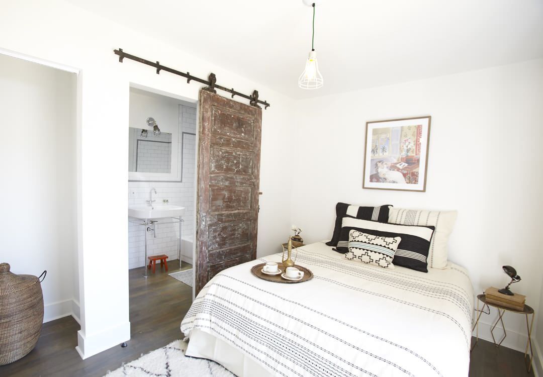 Микротренды: Амбарные двери в городских квартирах