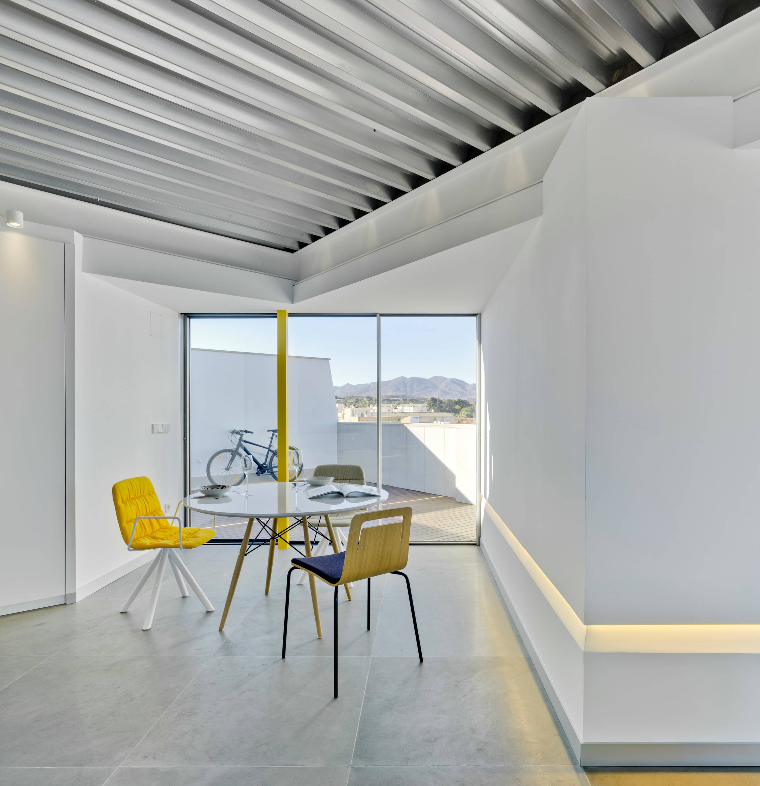 Houzz Испания: Мансарда 48 кв.м, где можно делать что душе угодно