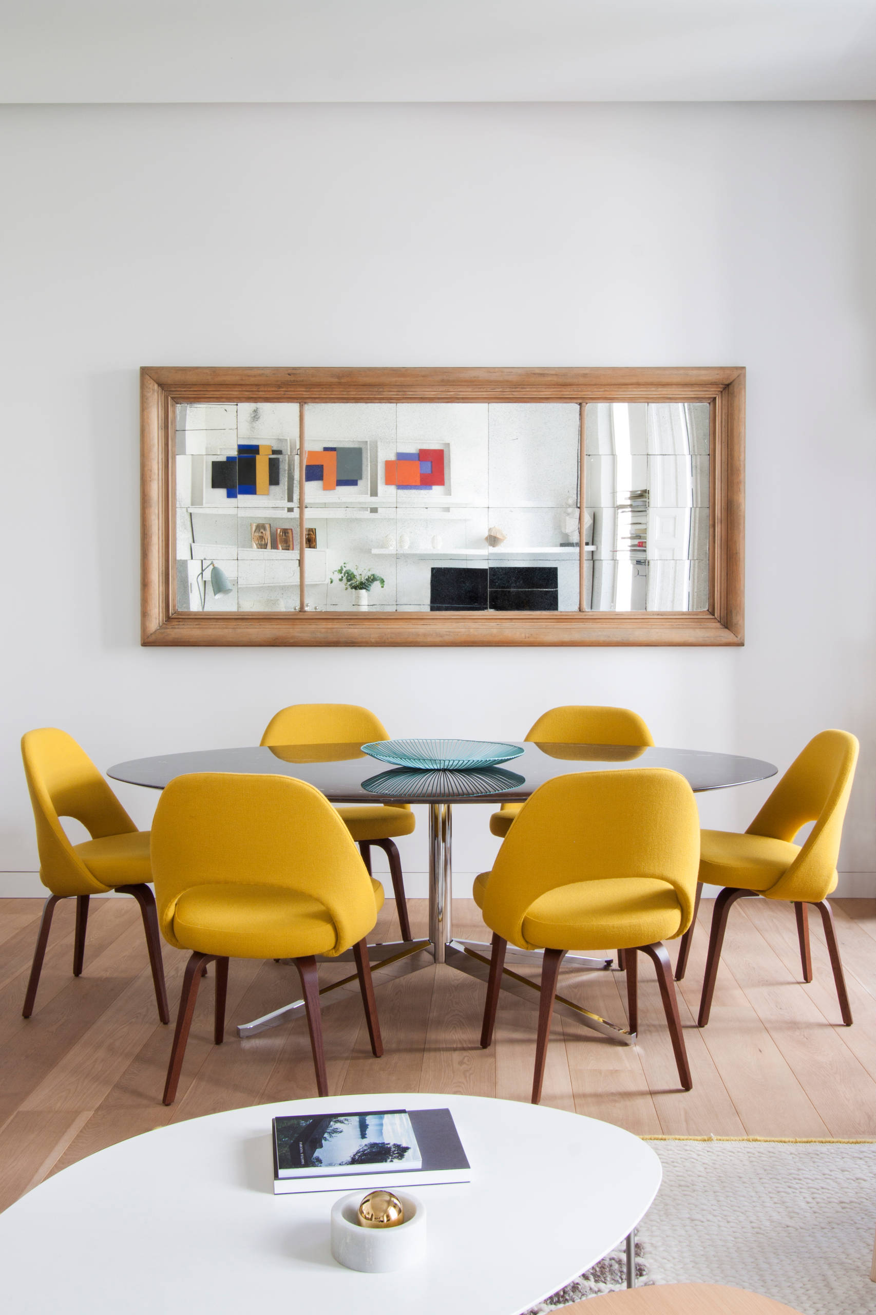 Когда мода вдохновляет дизайн: Желтый цвет дома Fendi